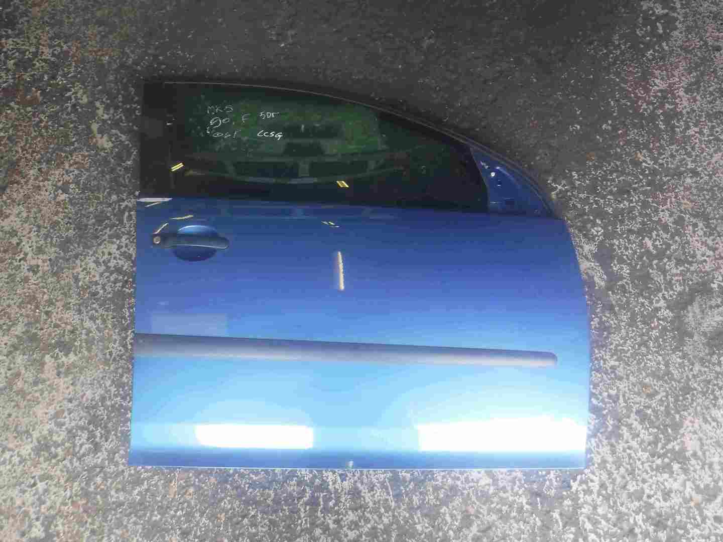 Volkswagen Golf MK5 2003-2009 Drivers OSF Front Door LC5G Blue 5door