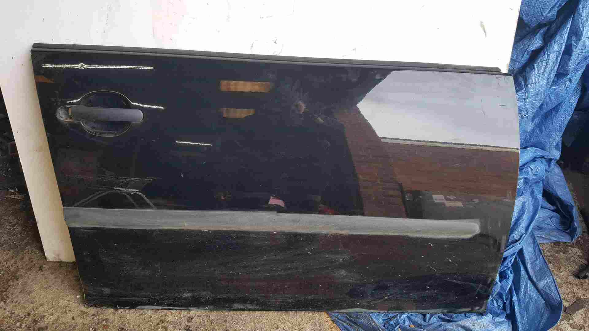 Volkswagen Golf MK5 2003-2009 Drivers OSF Front Door Skin Black Lc9z 5Dr