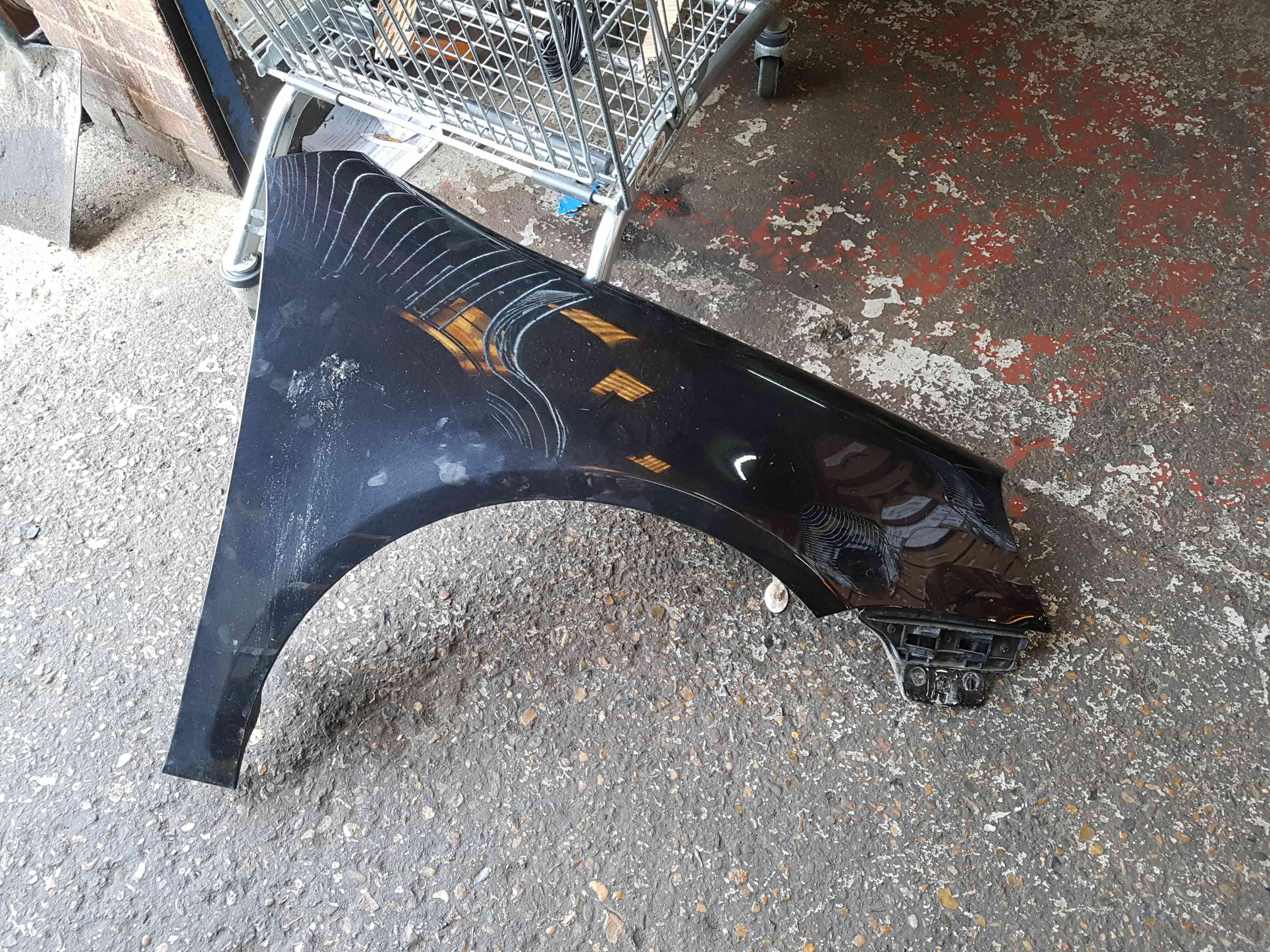 Volkswagen Golf MK5 2003-2009 Drivers Os Wing Black Lc9z