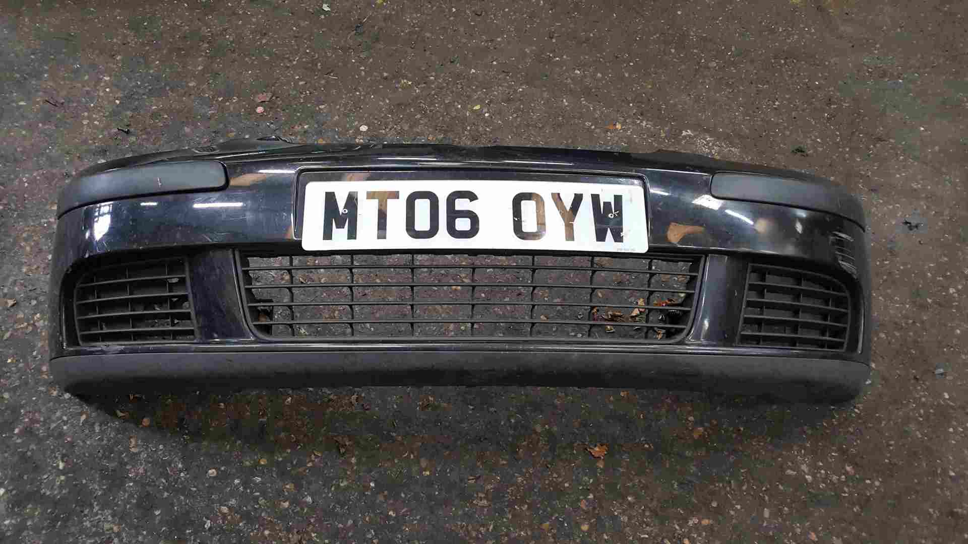 Volkswagen Golf MK5 2003-2009 Front Bumper Black LC9Z