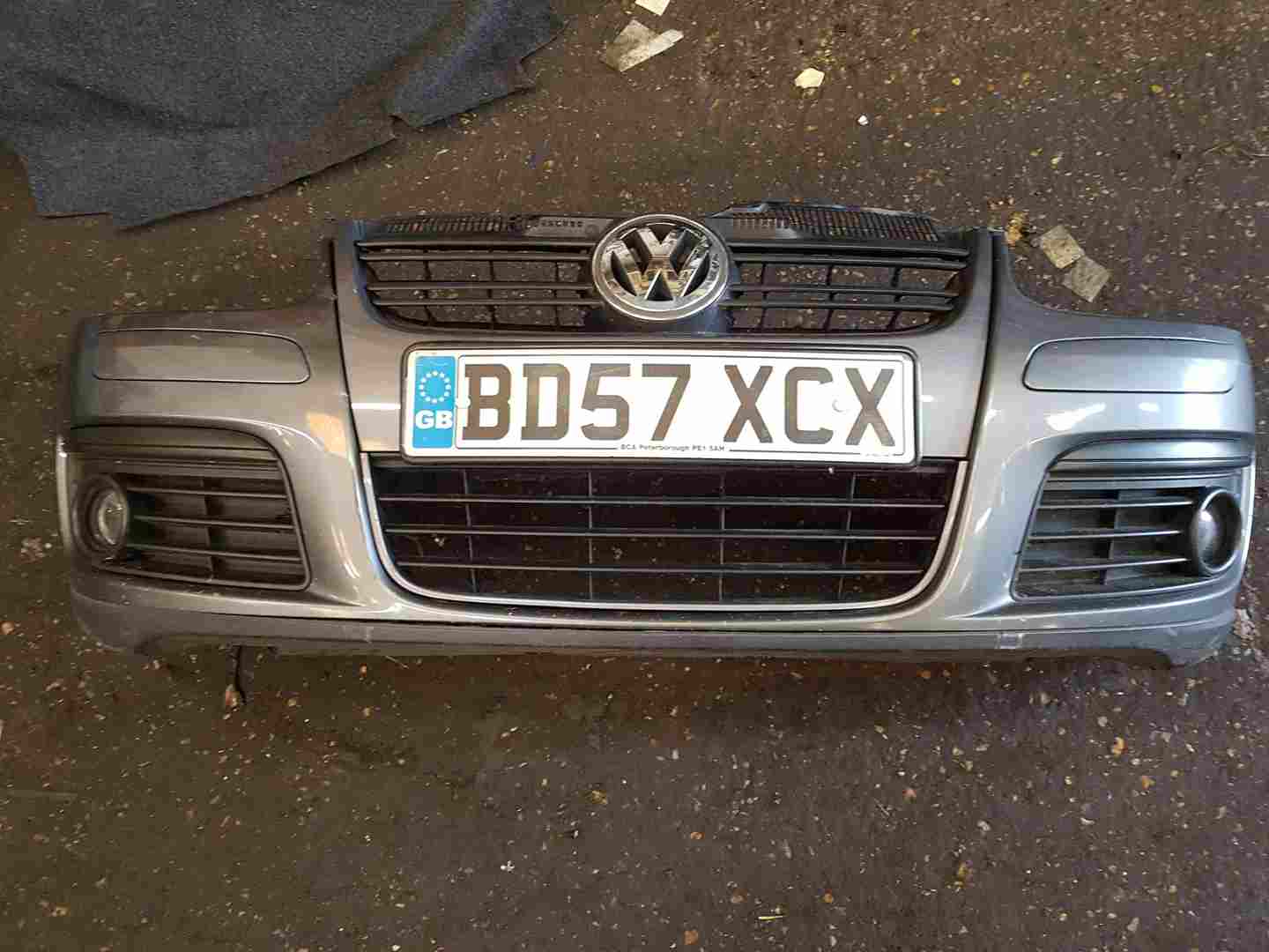 Volkswagen Golf MK5 2003-2009 Front Bumper Grey La7t