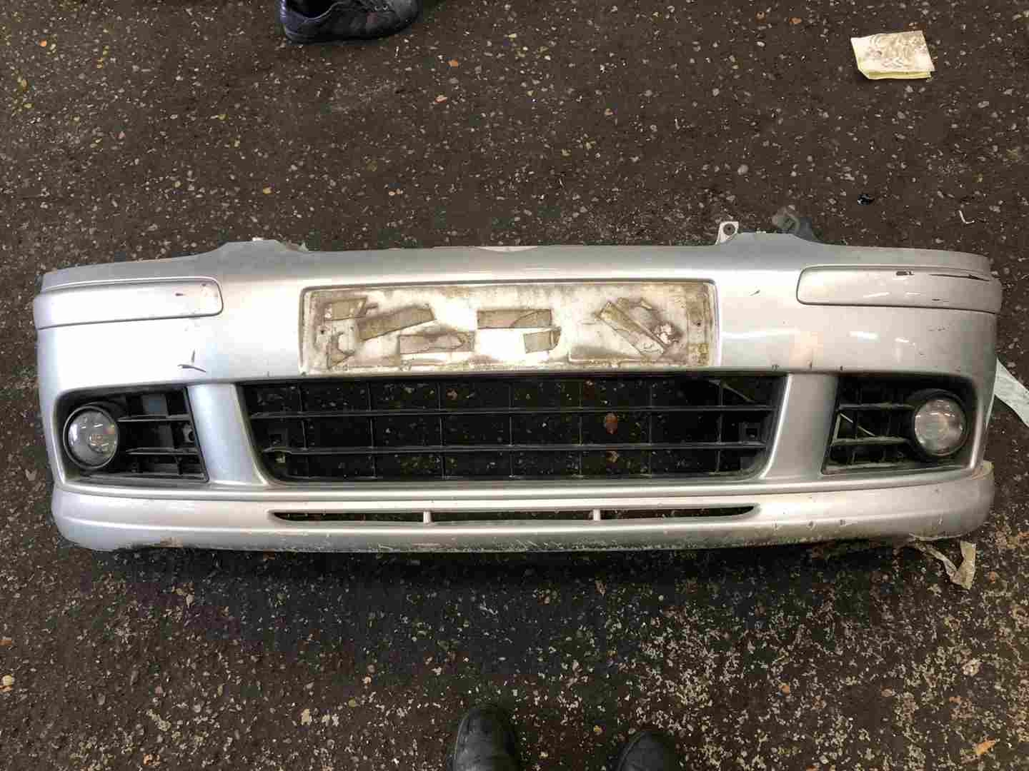 Volkswagen Golf MK5 2003-2009 Front Bumper Silver La7w + Splitter