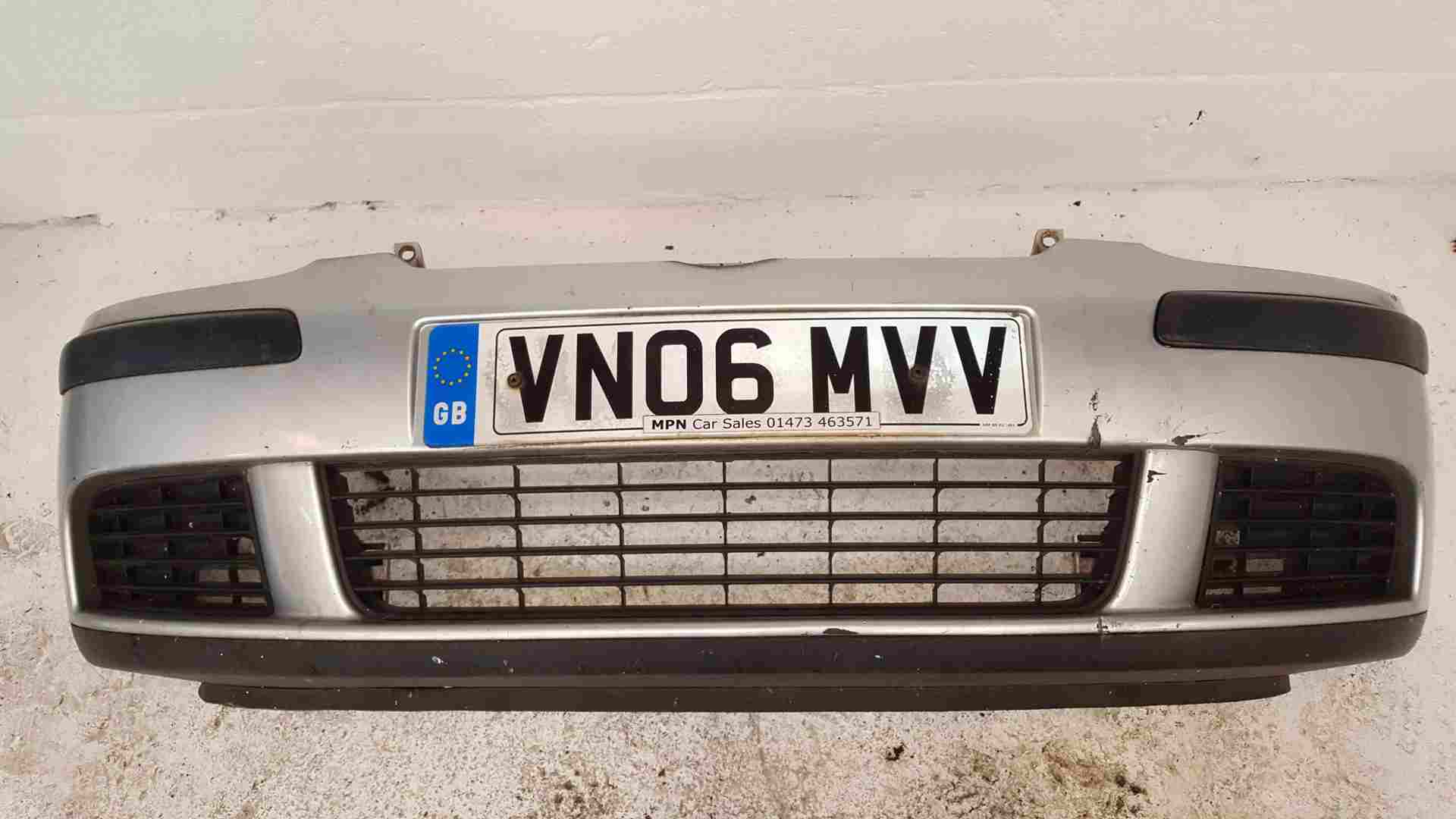 Volkswagen Golf MK5 2003-2009 Front Bumper Silver La7w Marks