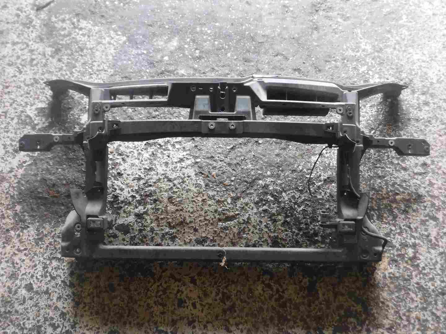 Volkswagen Golf MK5 2003-2009 1.9 TDI Front Slam Panel Radiator Mounting