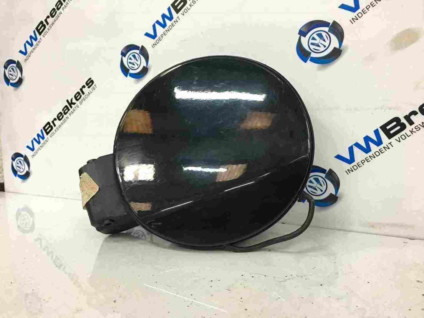 Volkswagen Golf MK5 2003-2009 Fuel Flap Cover Black LO41 L041   Backing