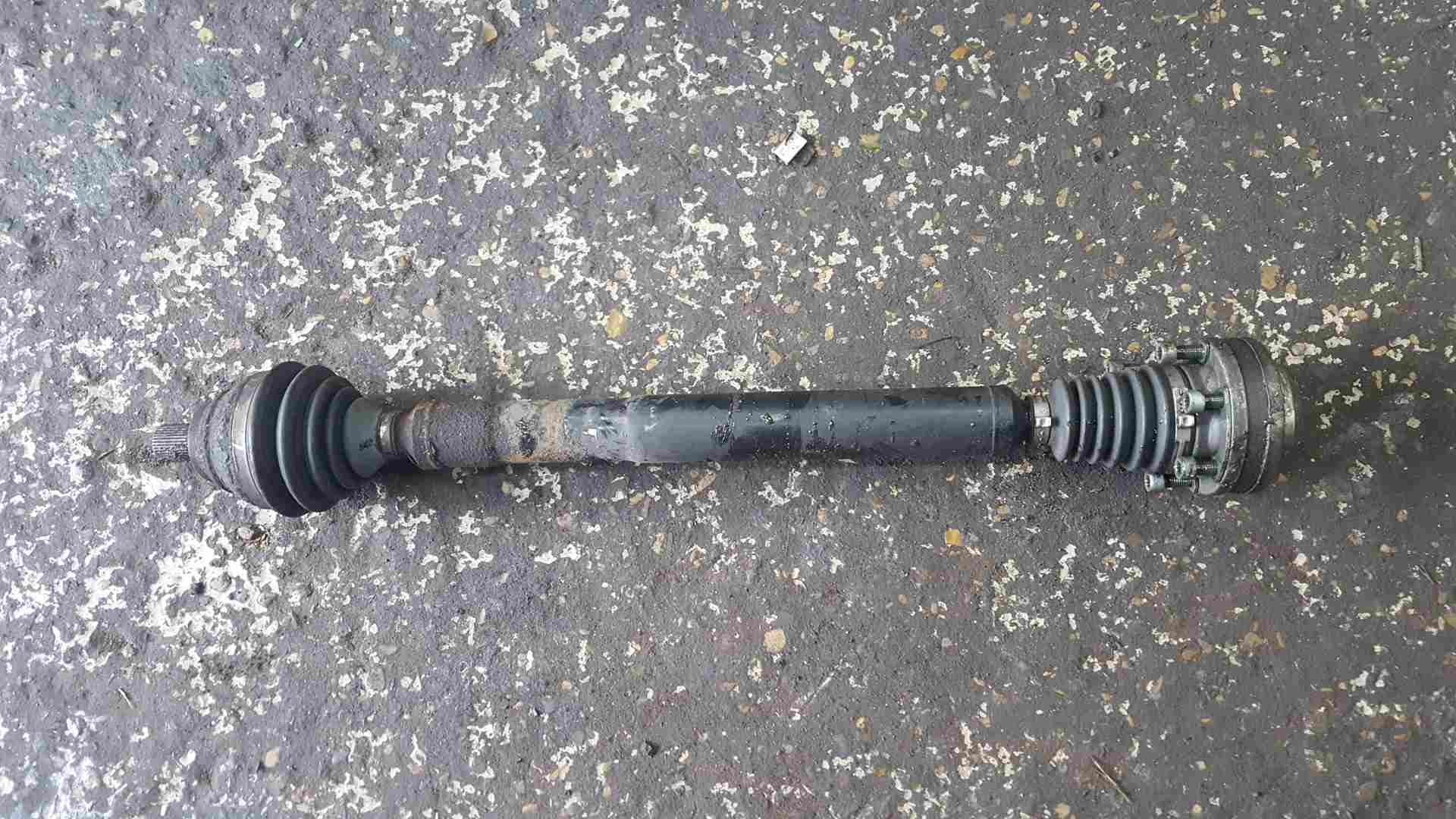 Volkswagen Golf MK5 2003-2009 GTI 2.0 Tfsi Drivers OSF Driveshaft