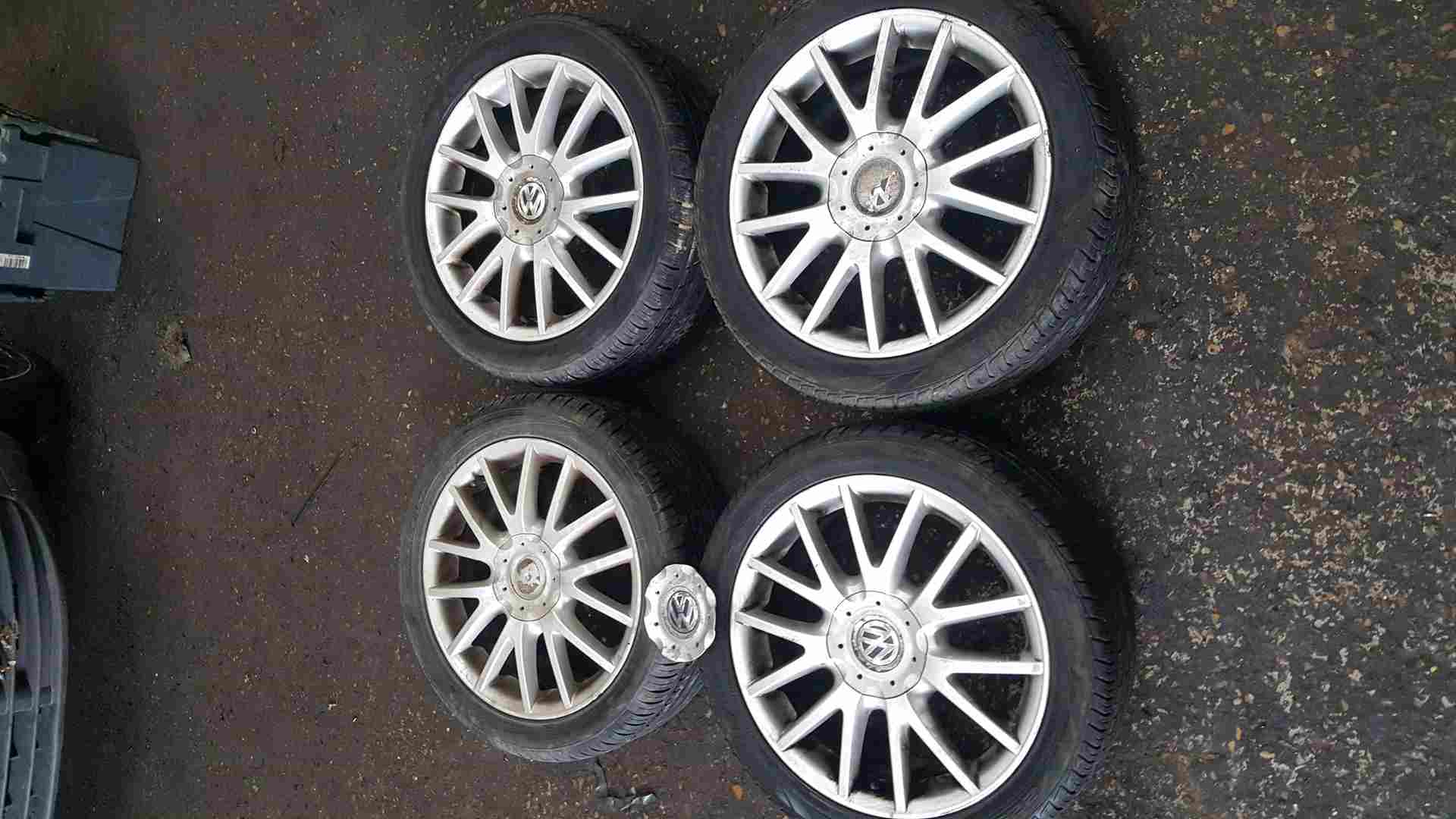 Volkswagen Golf MK5 2003-2009 Gt Classix Alloy Wheels SET X4 17Inch 4/5