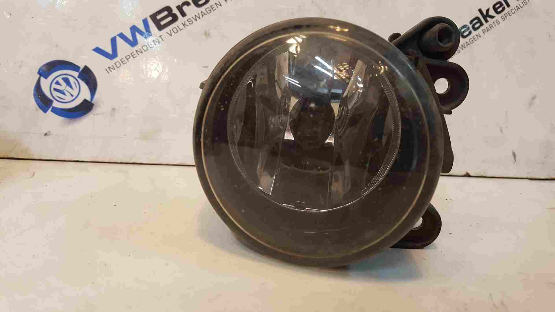 Volkswagen Golf MK5 2003-2009 Passenger NSF Front Bumper FOG Light