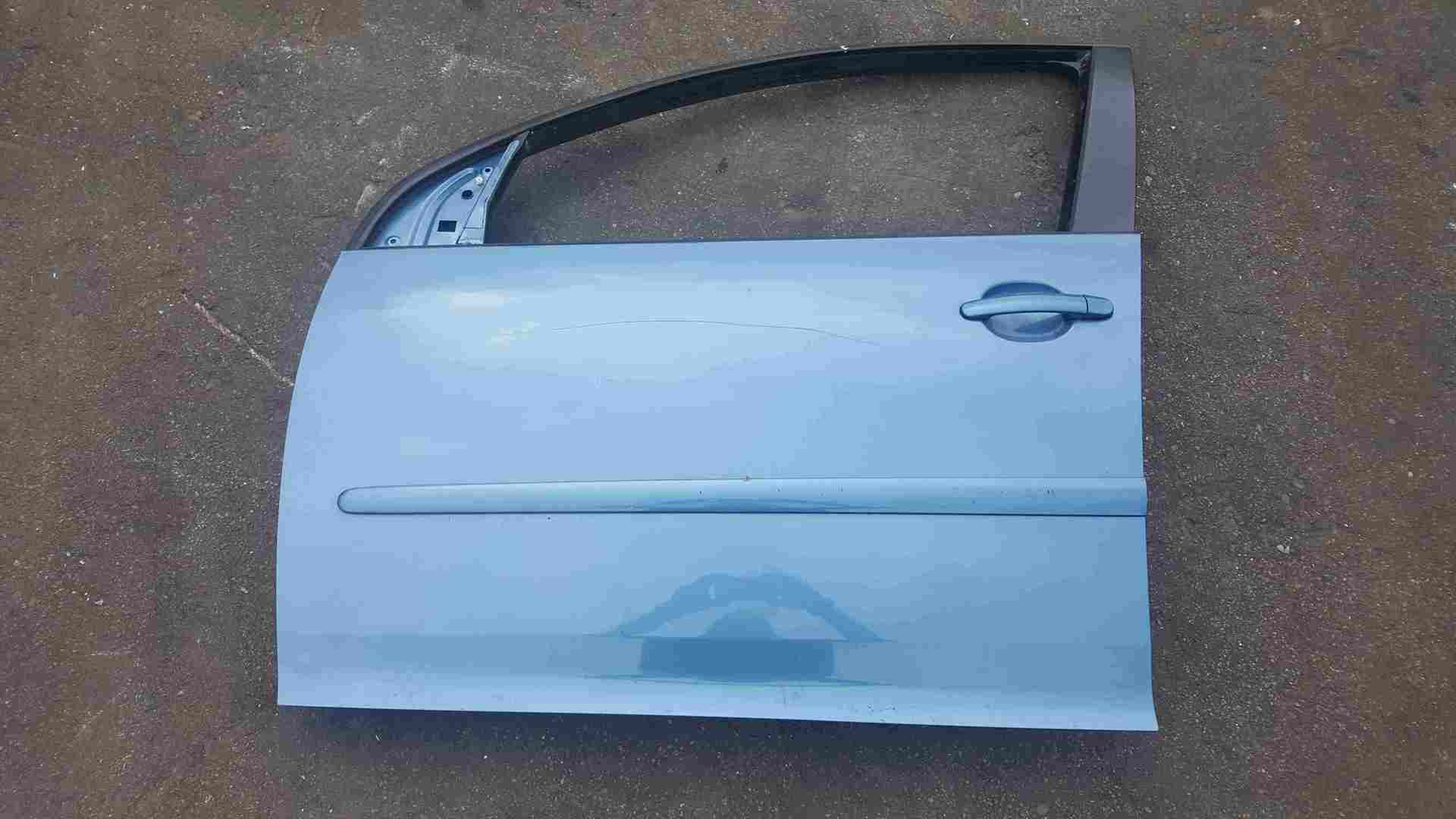 Volkswagen Golf MK5 2003-2009 Passenger NSF Front Door Blue LA5S 5dr