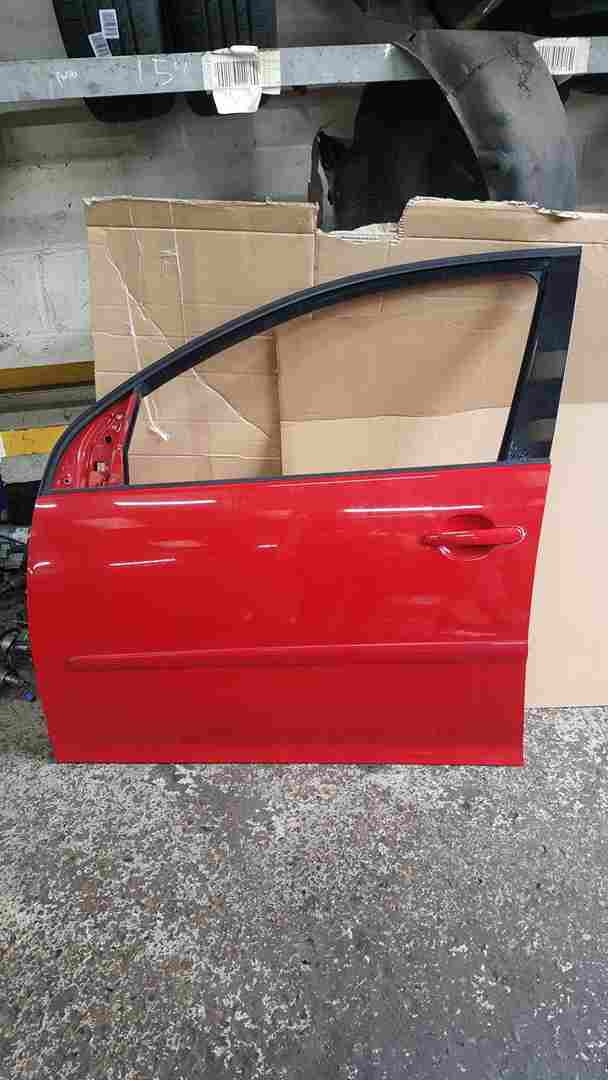 Volkswagen Golf MK5 2003-2009 Passenger NSF Front Door RED Ly3d 5Door