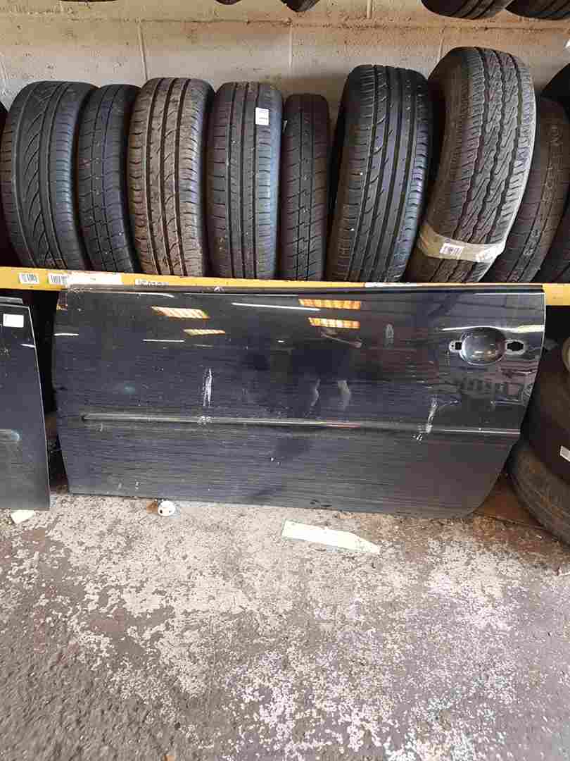 Volkswagen Golf MK5 2003-2009 Passenger NSF Front Door Skin Black Lc9z 3Dr