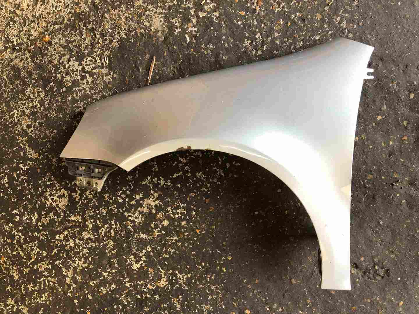 Volkswagen Golf MK5 2003-2009 Passenger Ns Wing Silver La7w Rusty