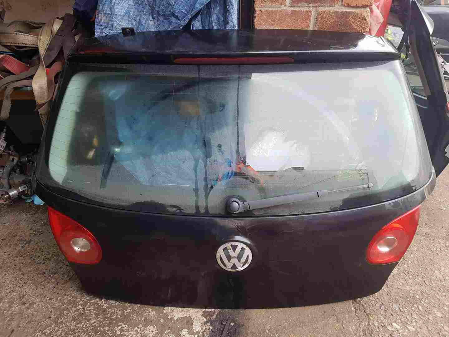 Volkswagen Golf MK5 2003-2009 Rear Boot Tailgate Black Lc9z DE BADGED