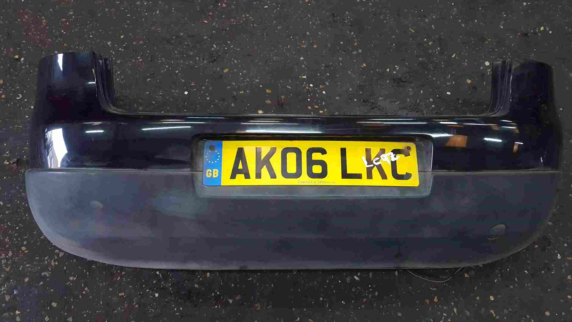 Volkswagen Golf MK5 2003-2009 Rear Bumper Black Lc9z