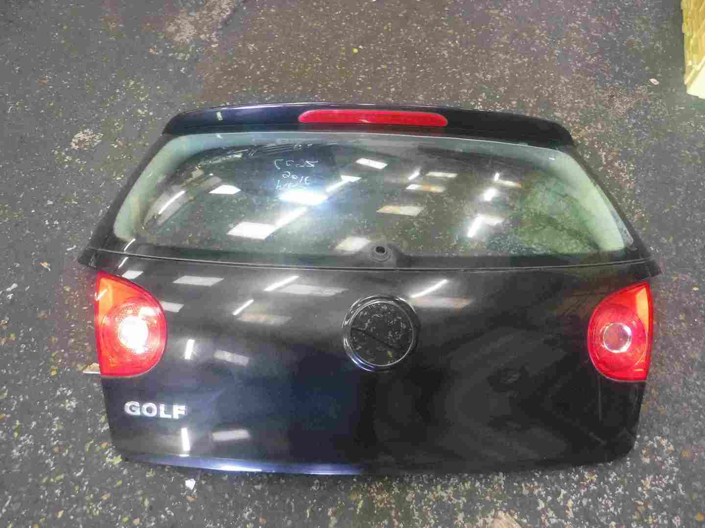 Volkswagen Golf MK5 2003-2009 Rear Tailgate Boot Black L041 LO41