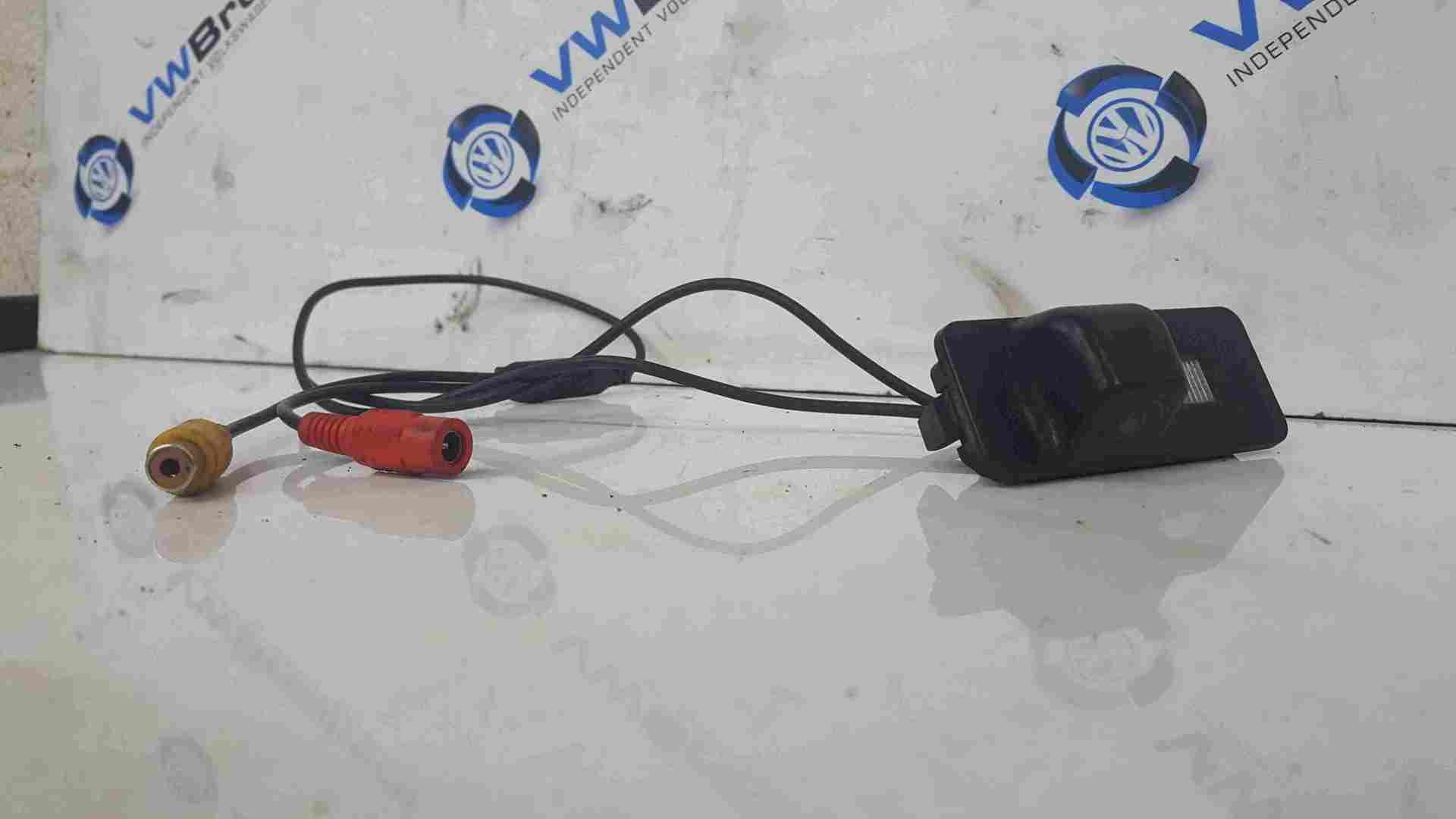 Volkswagen Golf MK5 2003-2009 Reversing Camera