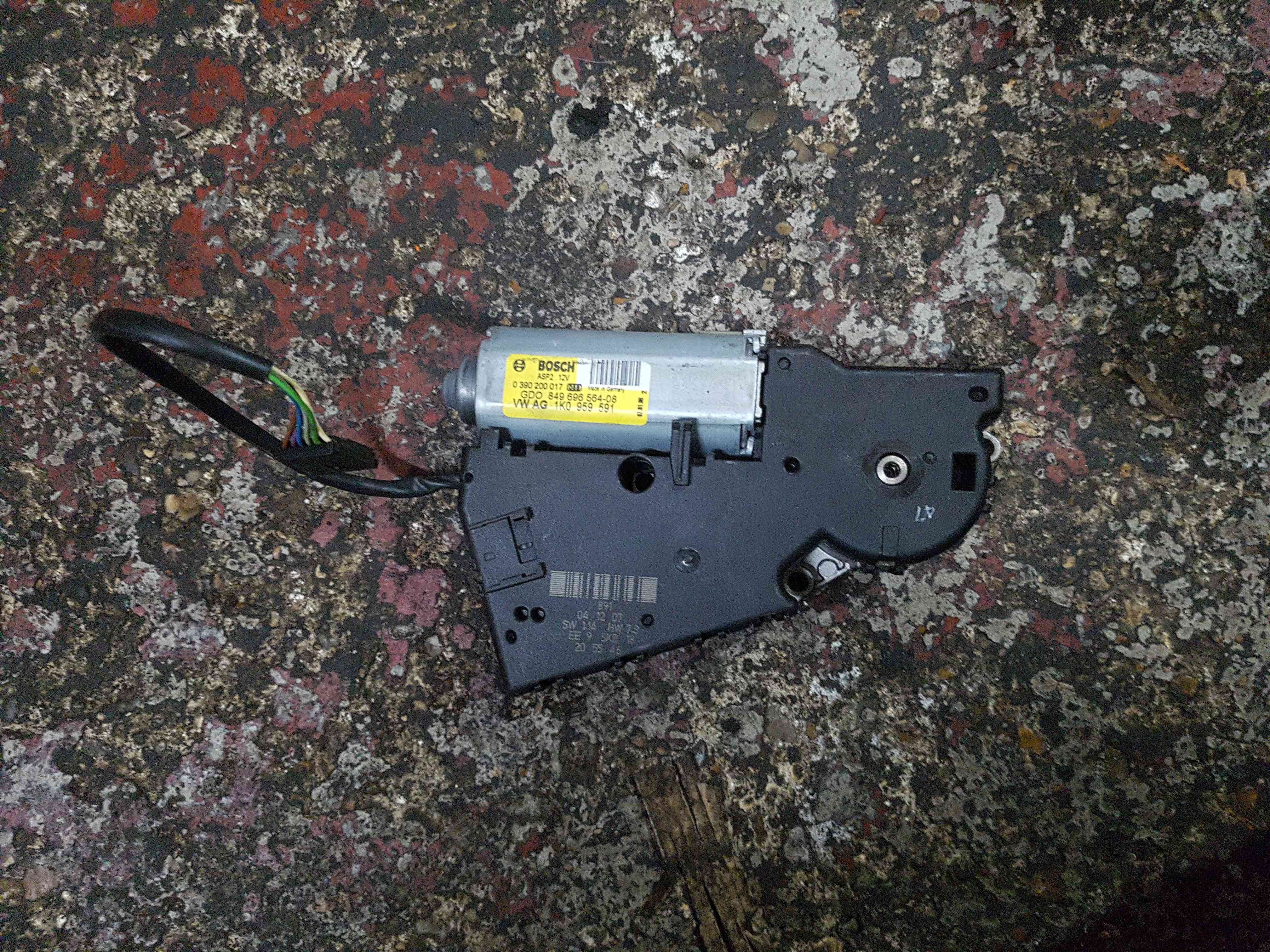 Volkswagen Golf MK5 2003-2009 Sunroof Mechanism Motor 1K0959591 