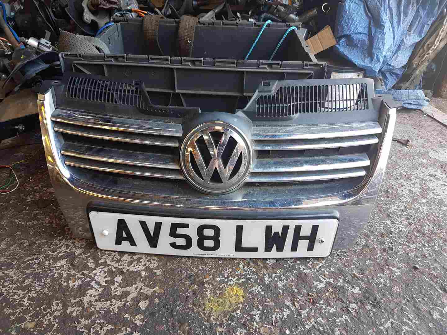 Volkswagen Golf MK5 Estate 2003-2009 Front Bumper Grill 