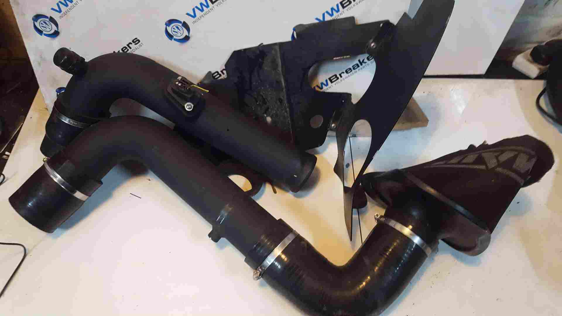 Volkswagen Golf MK5 GTI 2.0 Tfsi 2003-2009 Ramair Induction KIT Pipes 
