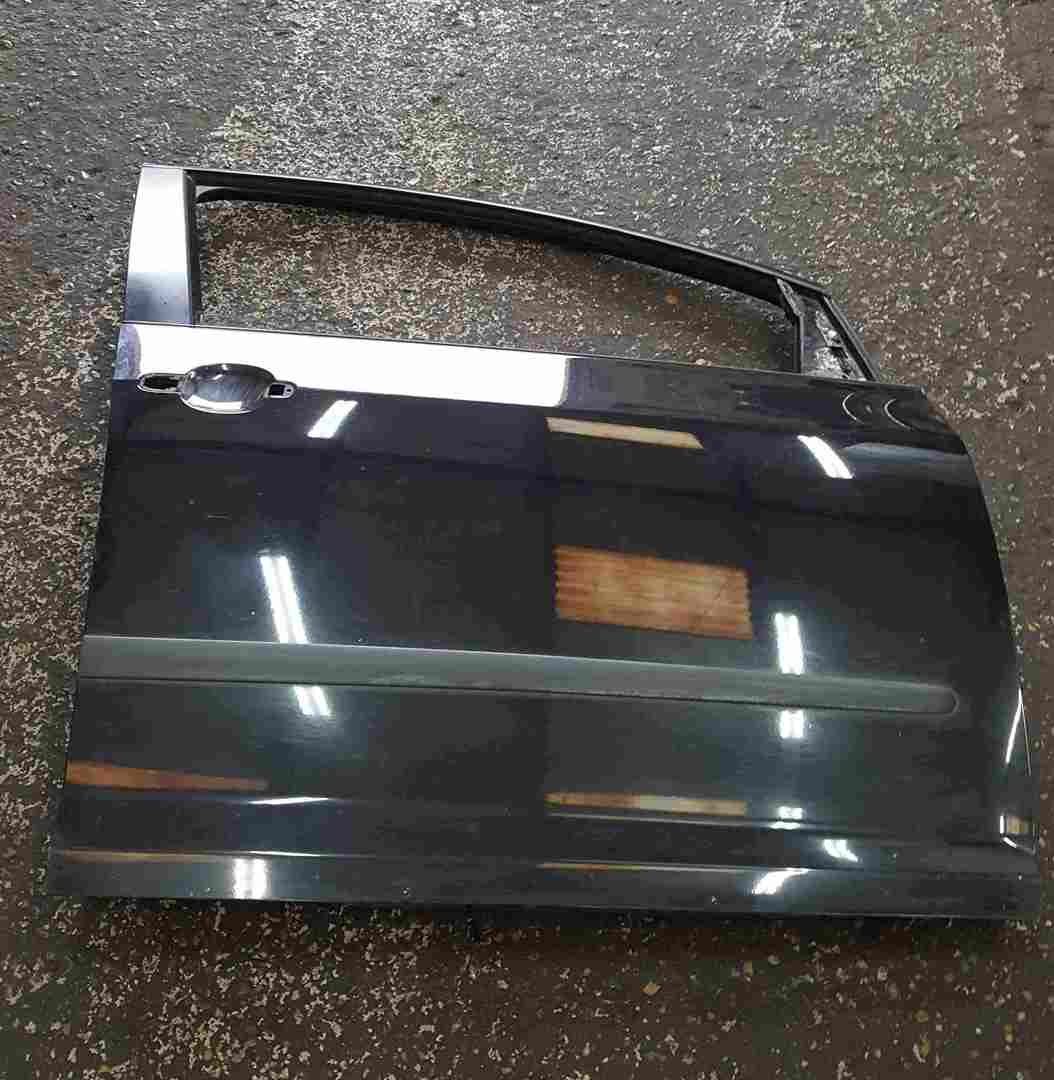 Volkswagen Golf MK5 Plus 2003-2009 Drivers OSF Front Door Black LC9Z 5dr