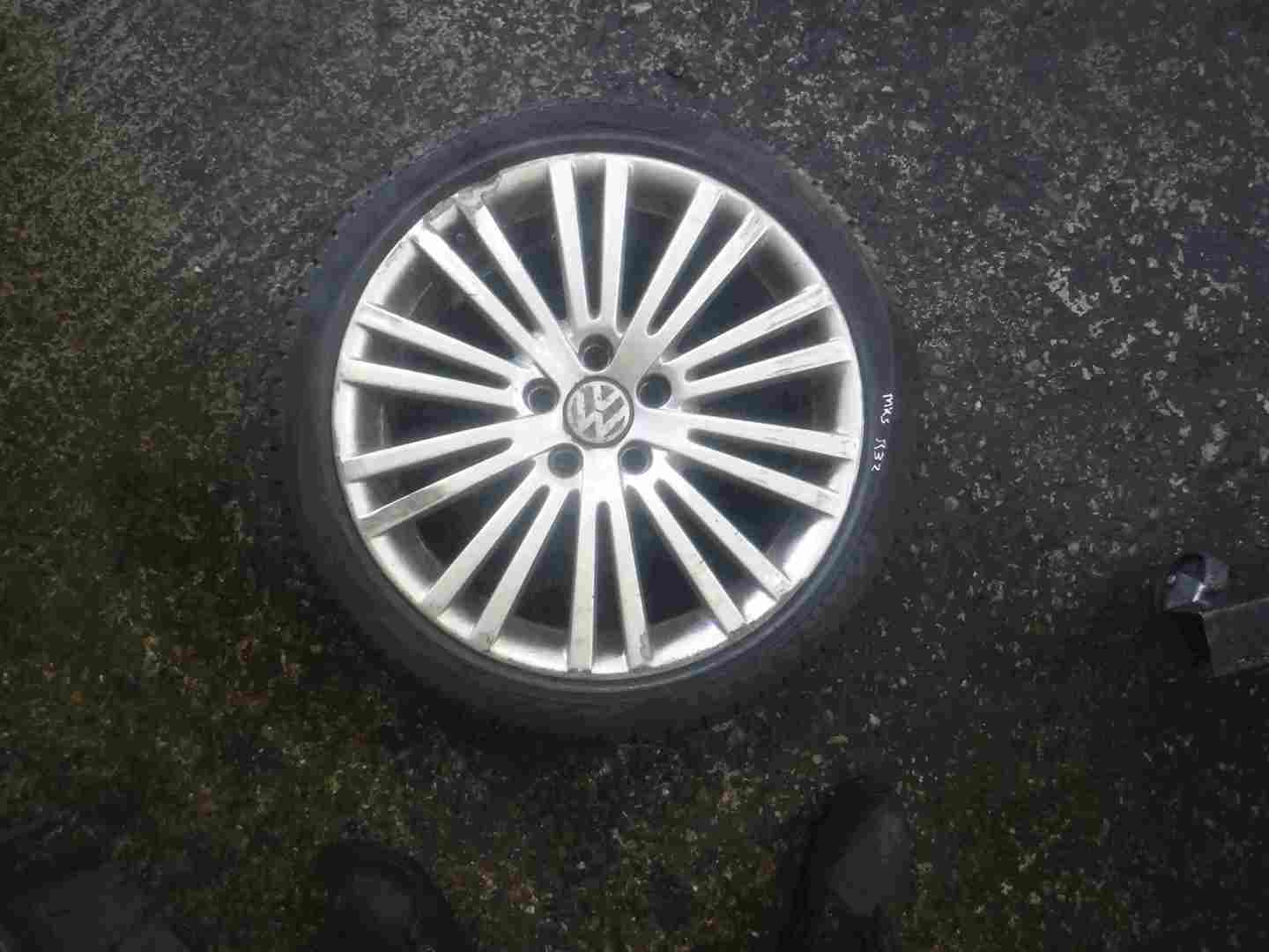 Volkswagen Golf MK5 R32 2003-2009 Alloy Wheel X1 18inch + Tyre 225 40 18 6mm
