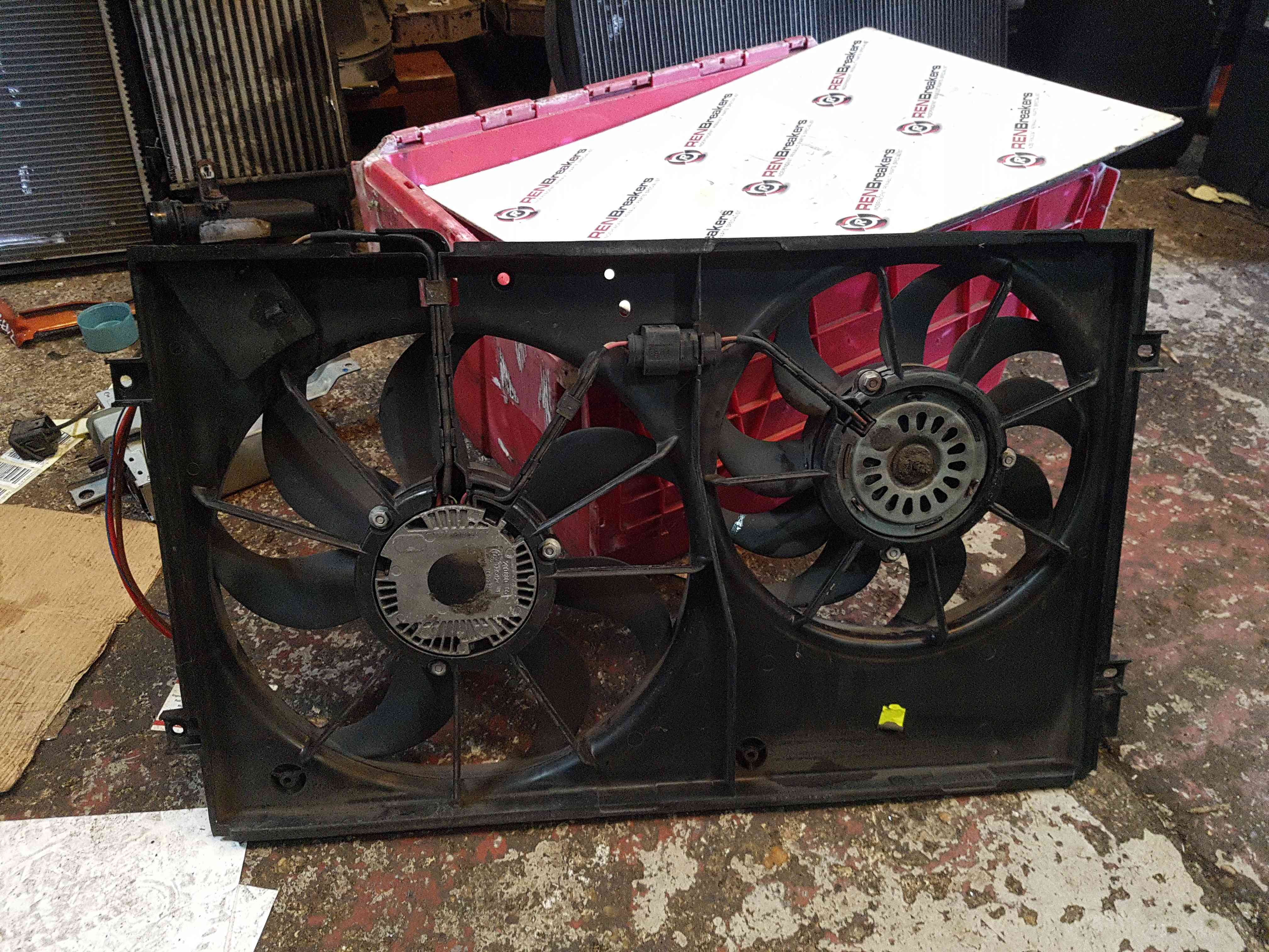 Volkswagen Golf MK6 2009-2012 1.4 TSI Radiator Cooling FAN 1K0121207T