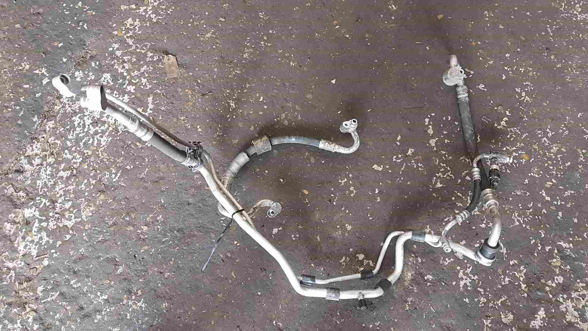 Volkswagen Golf MK6 2009-2012 1.4 Tsii Aircon Pipes X 3 1K0820743bq