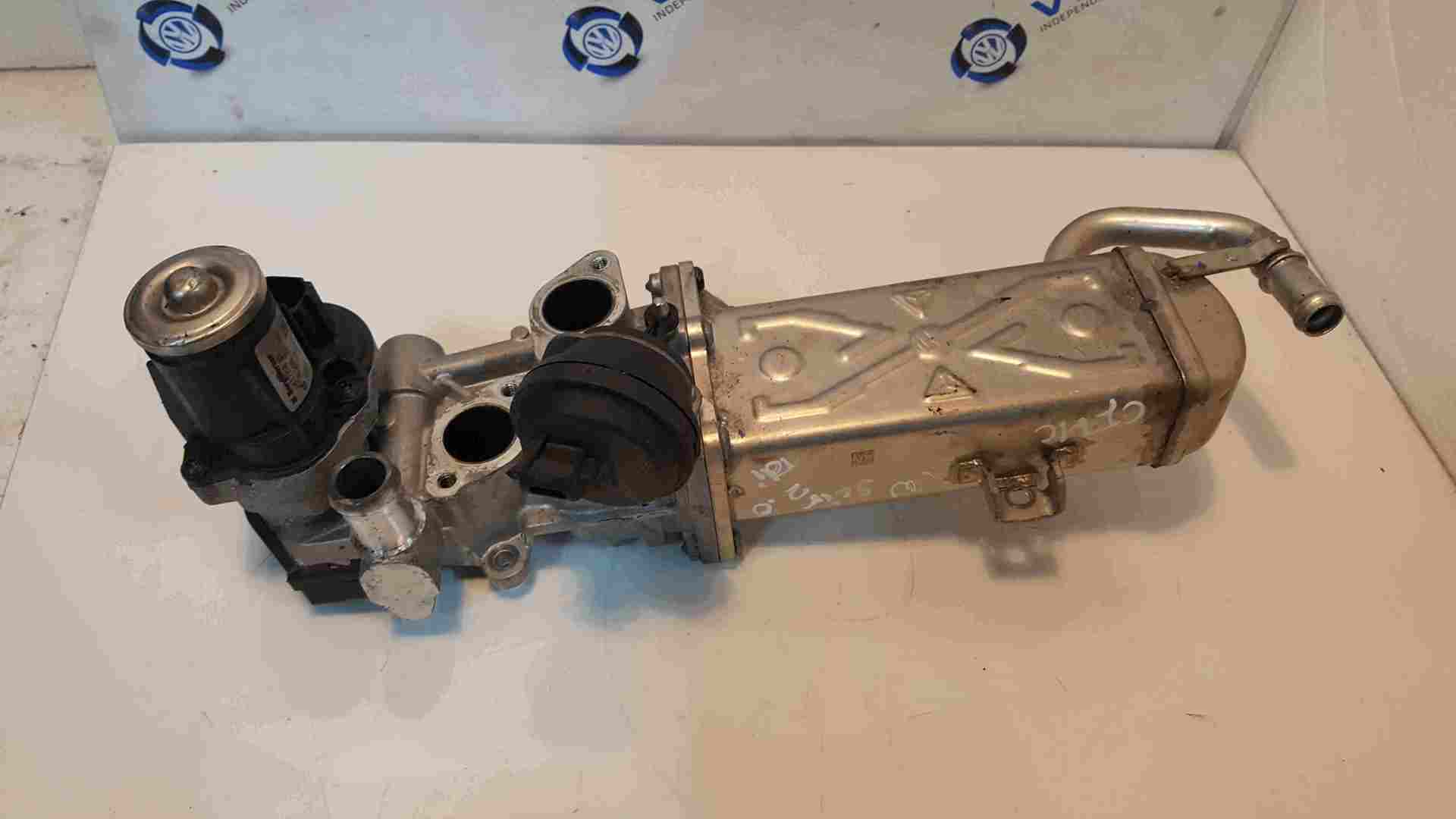 Volkswagen Golf MK6 2009-2012 1.6 TDI Egr Valve Cooler Housing 03L131512c