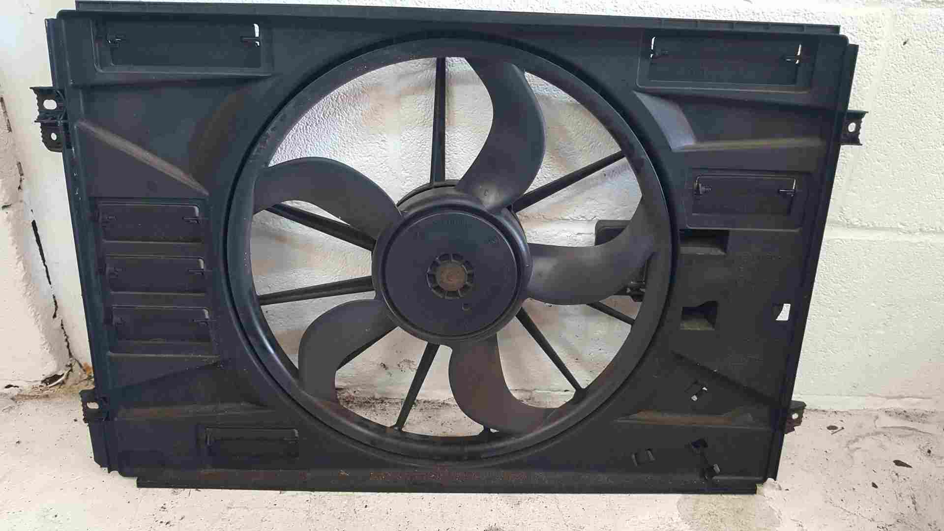 Volkswagen Golf MK6 2009-2012 1.6 TDI Radiator Cooling FAN Cayc 1K0121203AN