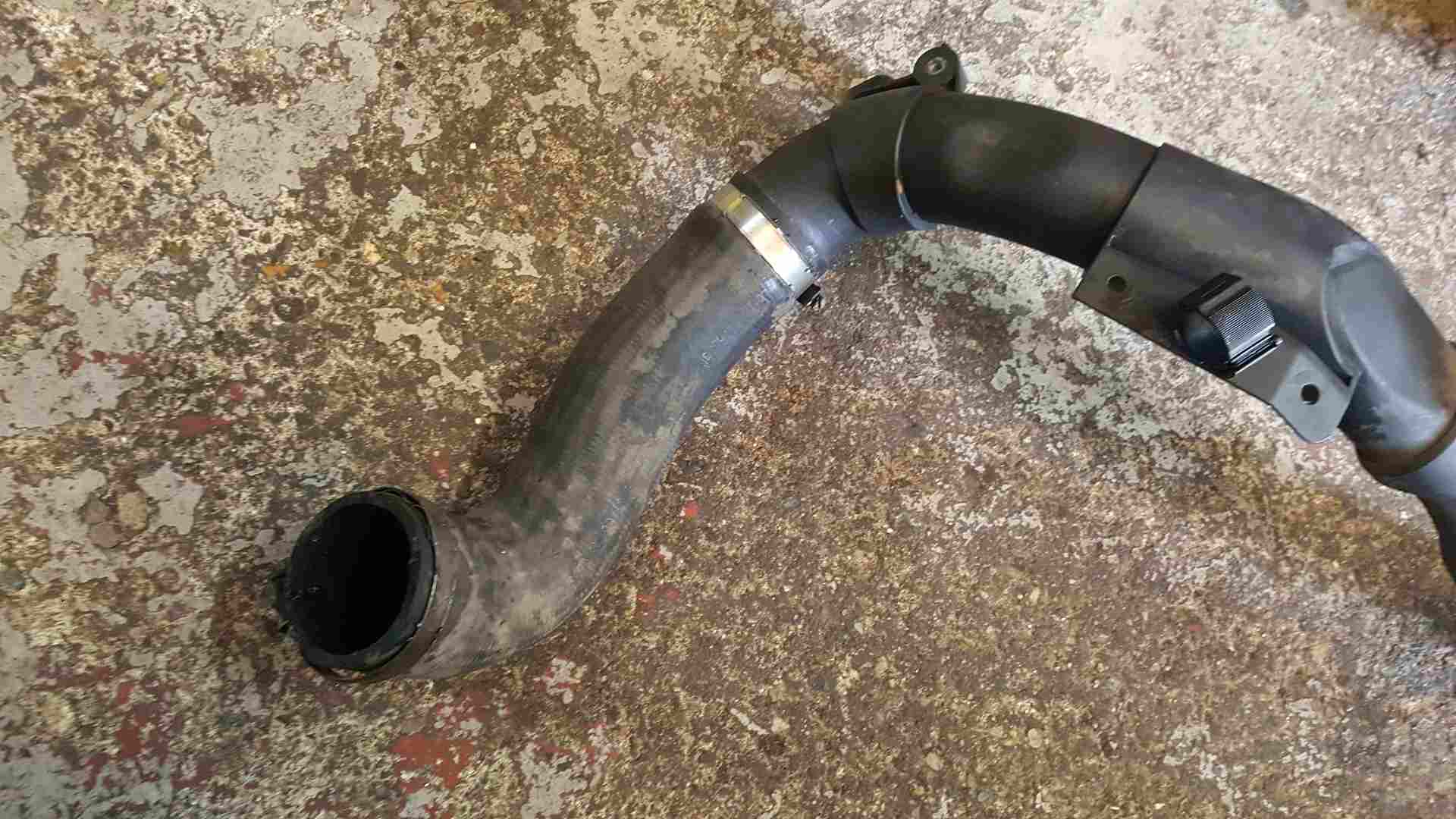 Volkswagen Golf MK6 20092012 1.6 TDI Turbo To Intercooler Pipe Cayc