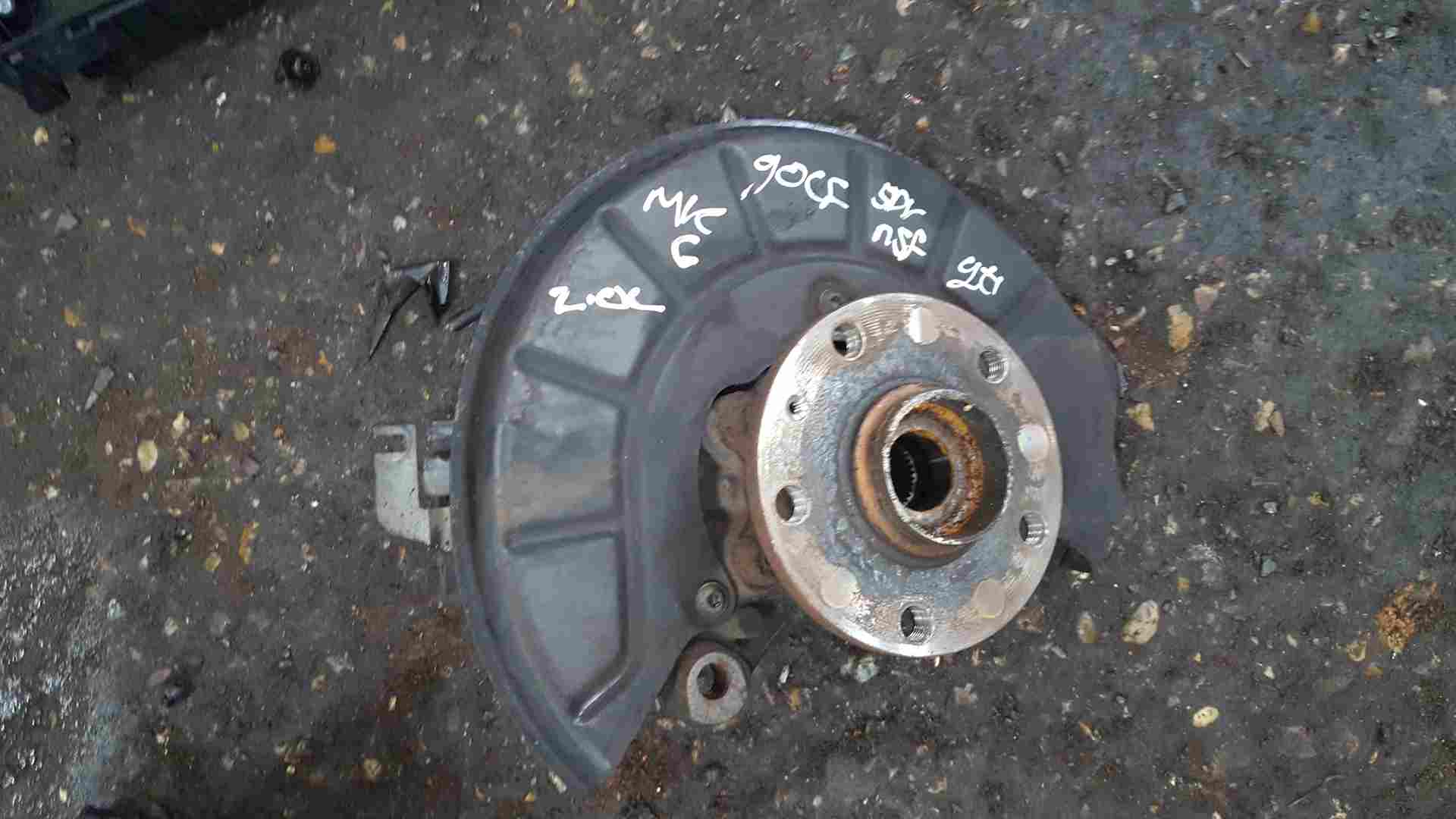 Volkswagen Golf MK6 2009-2012 2.0 GTI Passenger NSF Front Wheel HUB