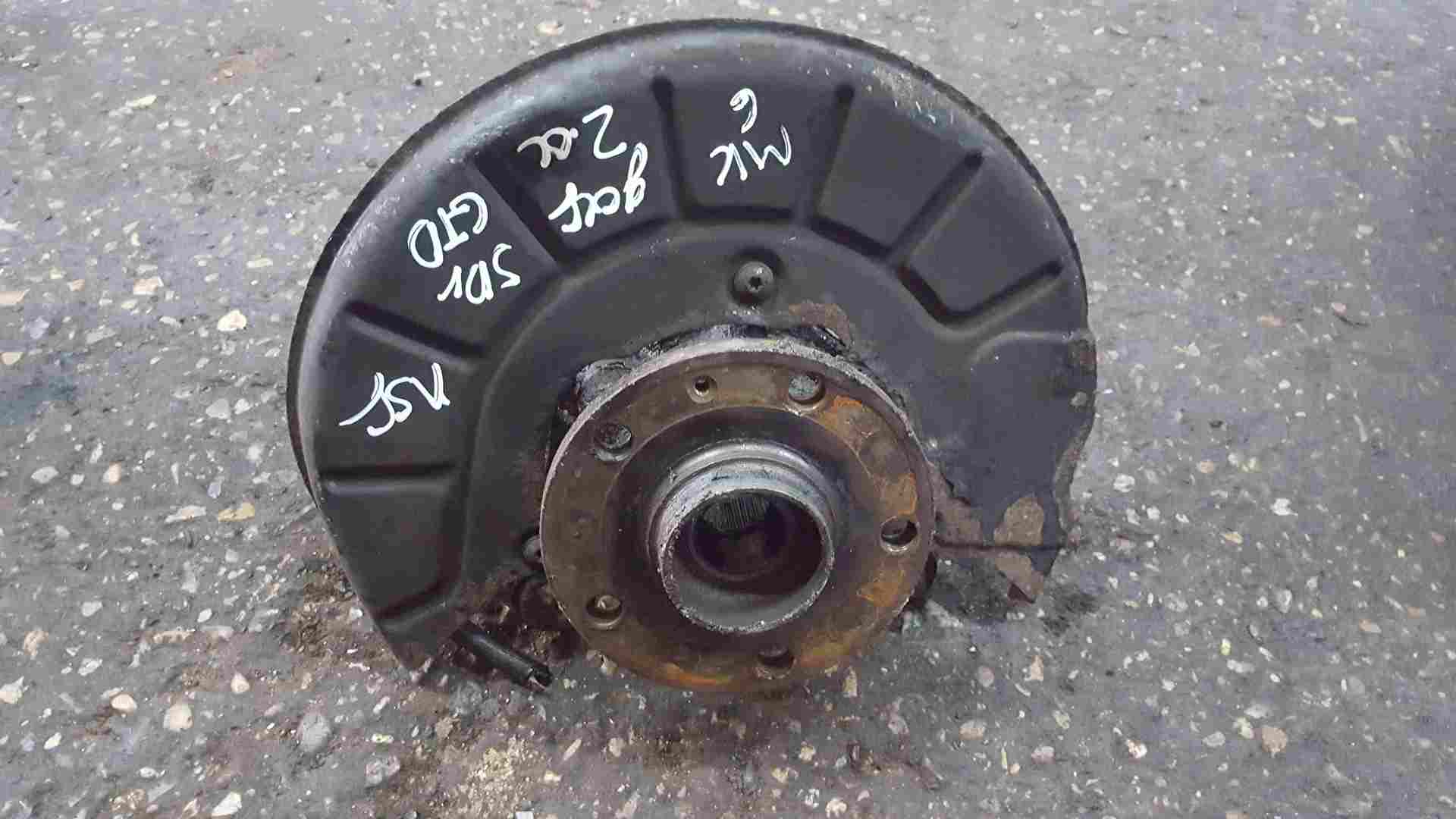 Volkswagen Golf MK6 2009-2012 2.0 Gtd Passenger NSF Front Wheel HUB