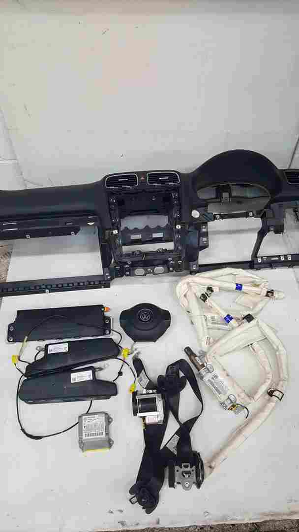 Volkswagen Golf MK6 2009-2012 bag KIT Dash Curtains Drivers Footwell Module