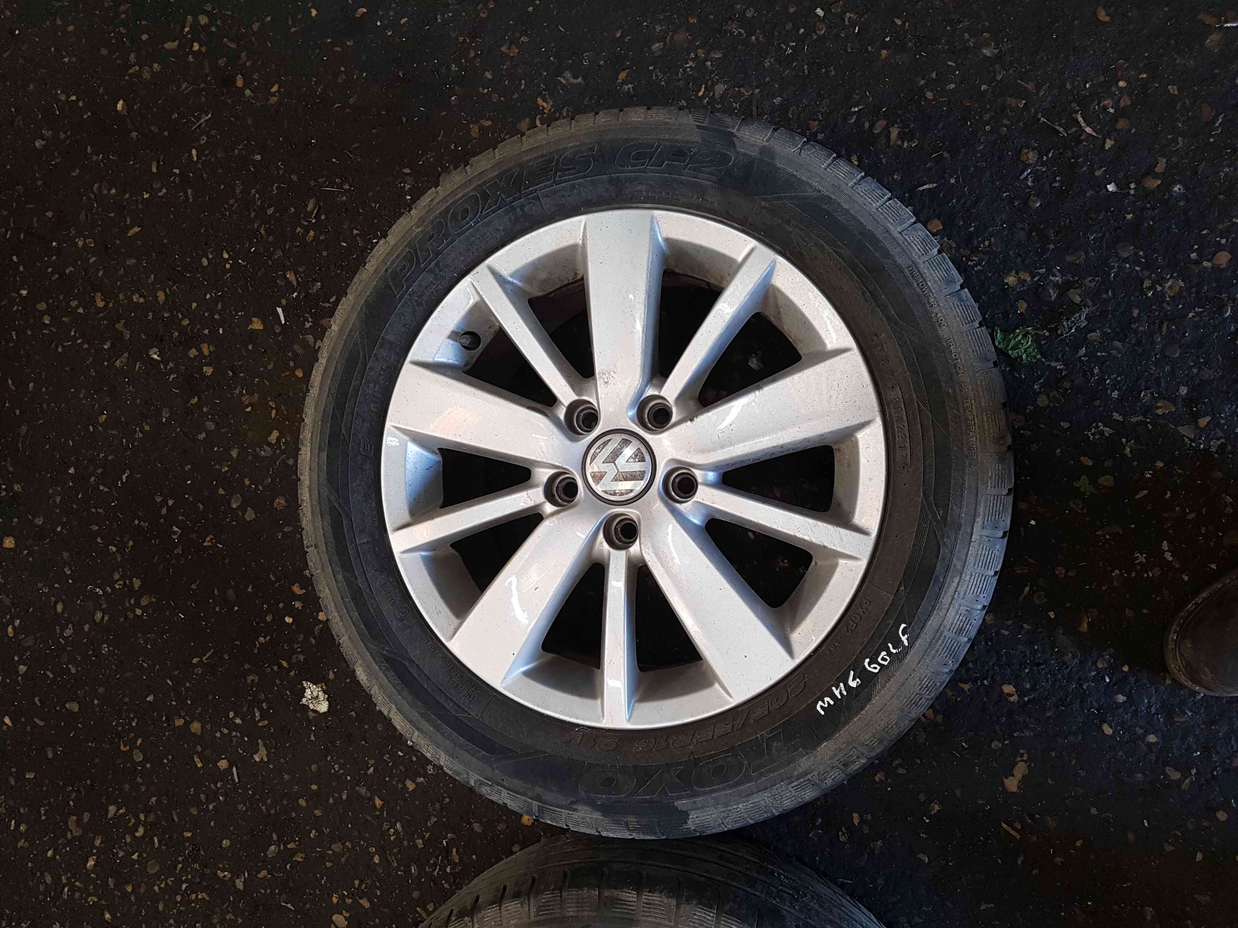 Volkswagen Golf MK6 2009-2012 Alloy Wheel 16Inch + Tyre 205 55 16 5Mm 5K0601025S