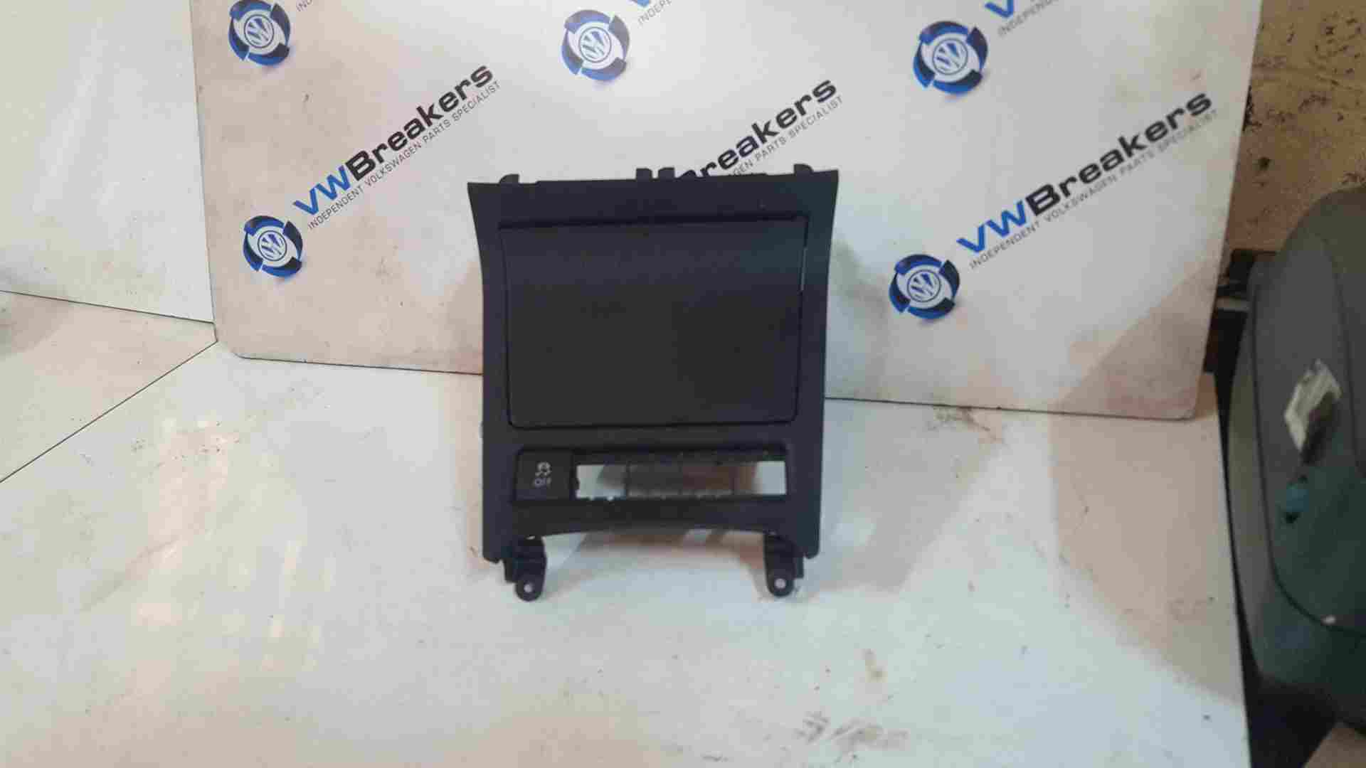 Volkswagen Golf MK6 2009-2012 Ashtray CIG Lighter 5K0857961 12V Traction Button 