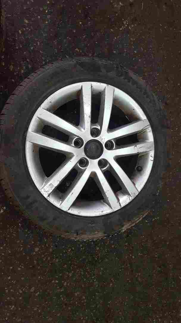 Volkswagen Golf MK6 2009-2012 Borbet Alloy Wheel 16Inch 16 5K0601025E 6mm 4/5