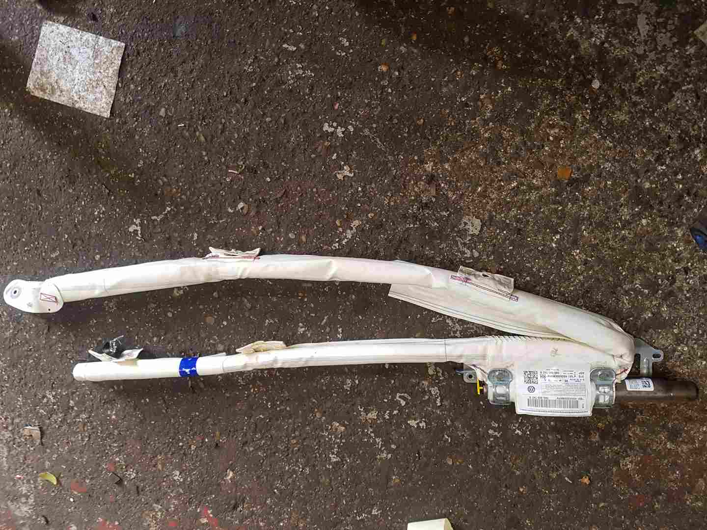 Volkswagen Golf MK6 2009-2012 Driver Os Roof Curtain Side BAG 5k6880742d