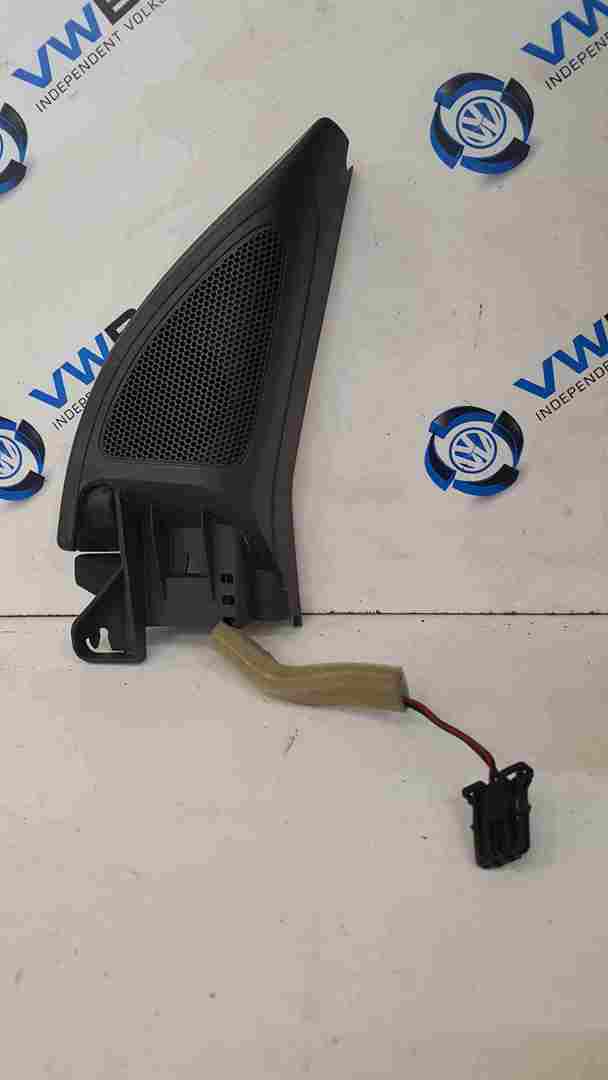 Volkswagen Golf MK6 2009-2012 Drivers OS Wing Mirror Trim Cover