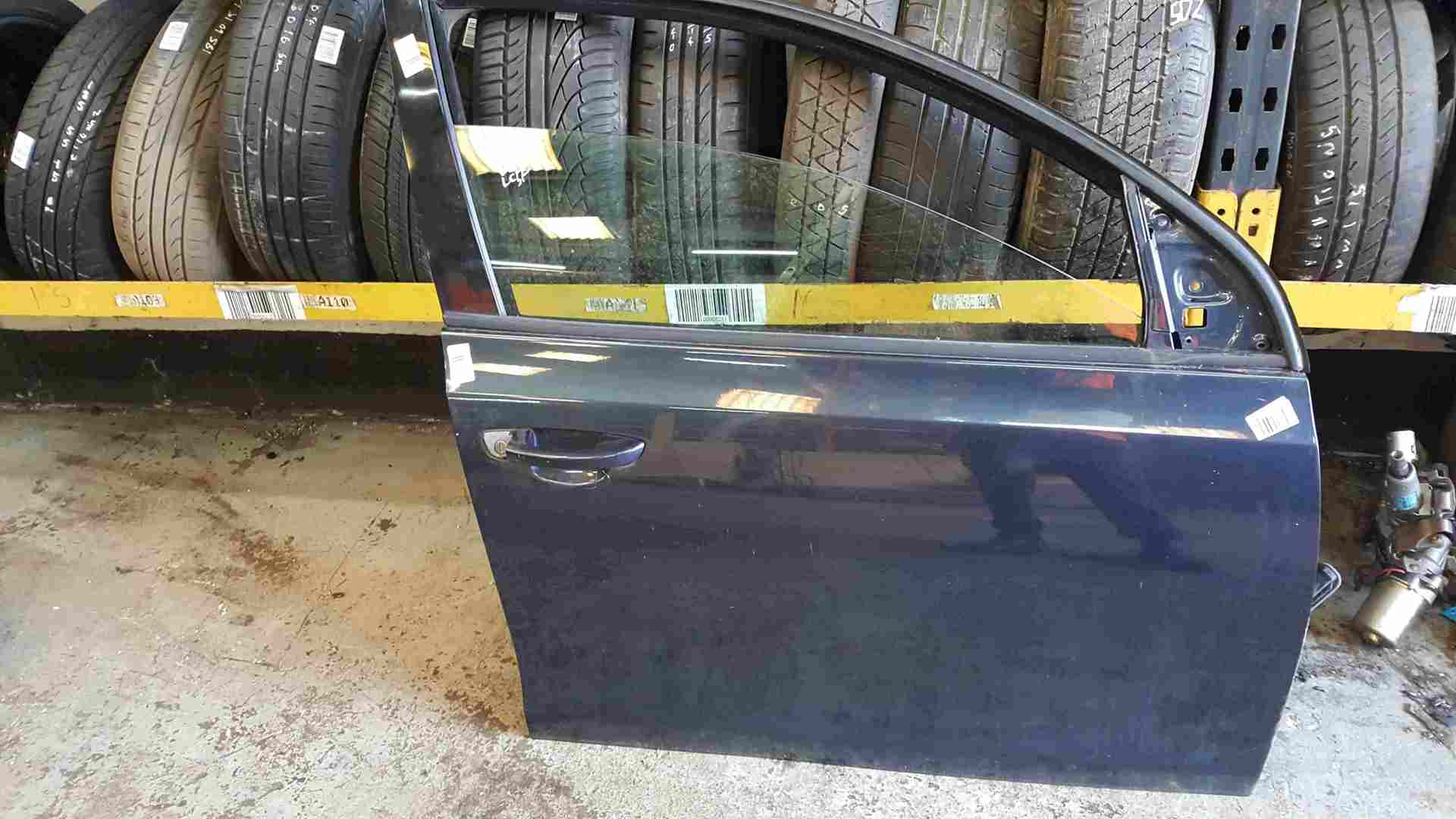 Volkswagen Golf MK6 2009-2012 Drivers OSF Front Door Blue Grey LC5F 5dr
