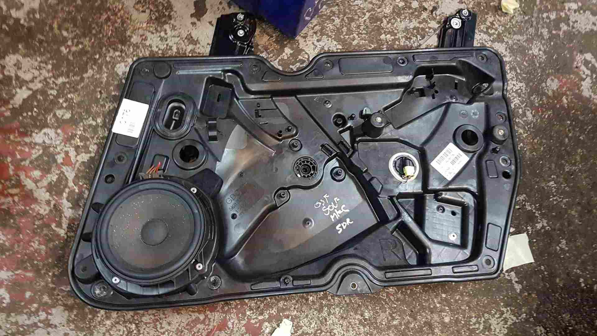 Volkswagen Golf MK6 2009-2012 Drivers OSF Front Window Regulator 5Dr 5k2837730t