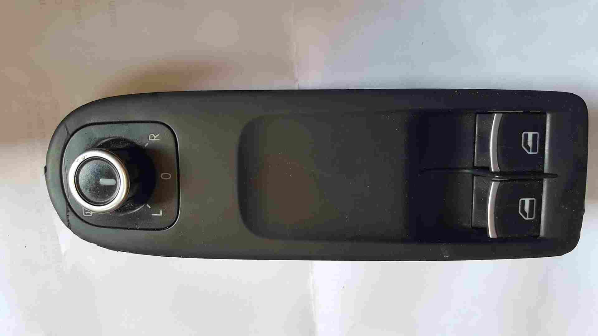 Volkswagen Golf MK6 2009-2012 Drivers OSF Front Window Switch Manual Rear Mirror