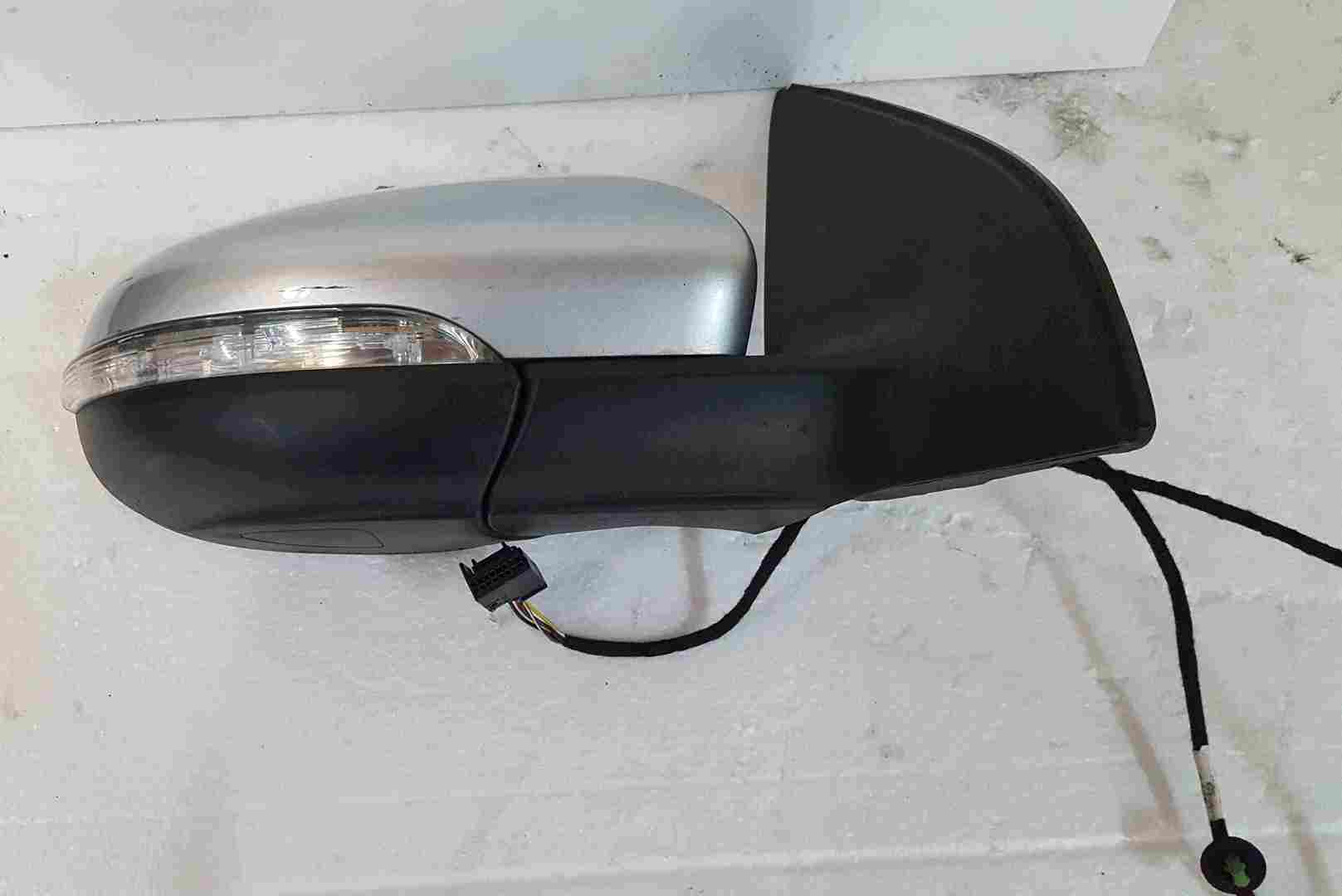 Volkswagen Golf MK6 2009-2012 Drivers Os Wing Mirror Silver Lr7l
