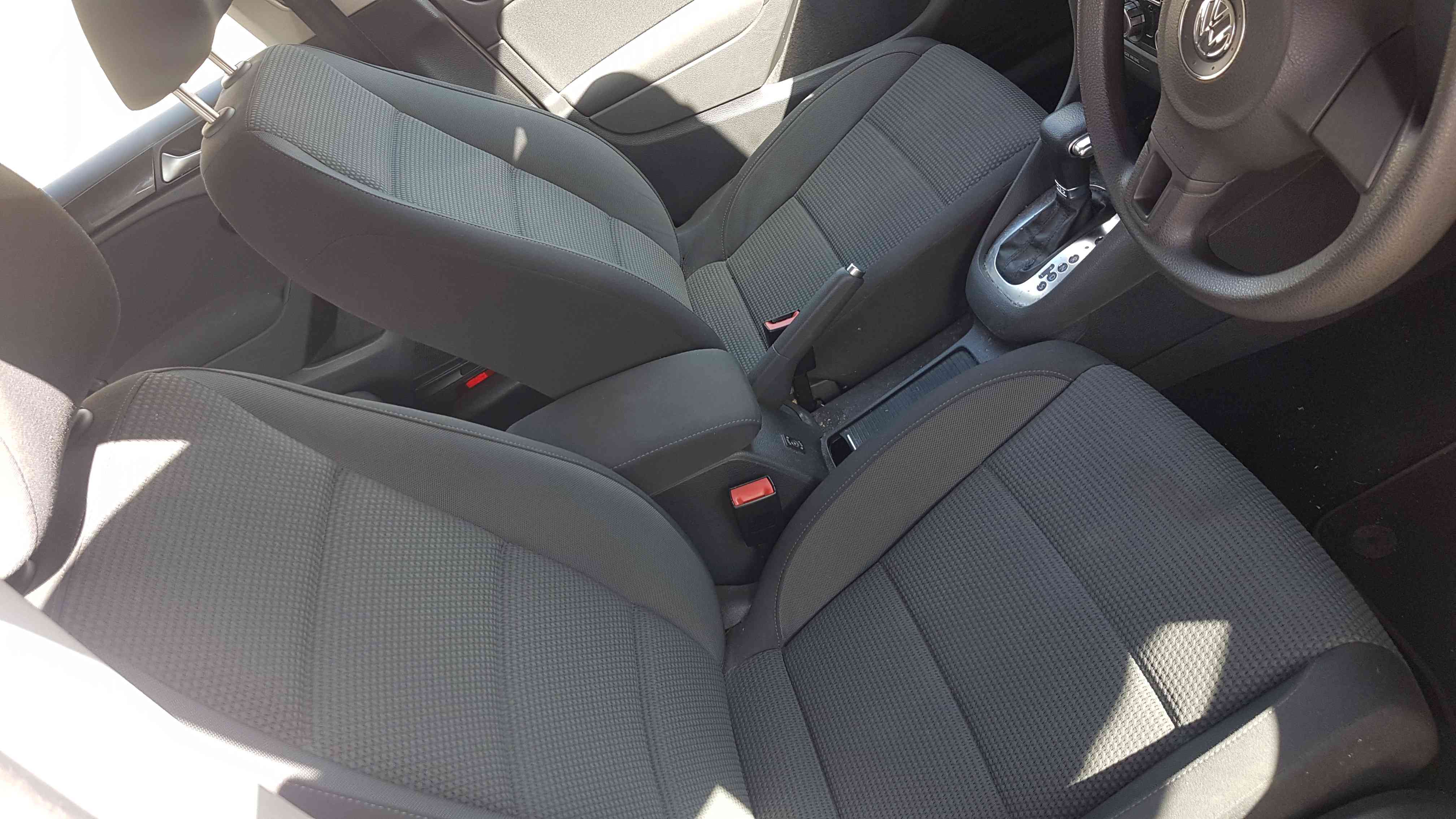 Volkswagen Golf MK6 2009-2012 Front Seats Chairs Drivers Passenger 5Dr 