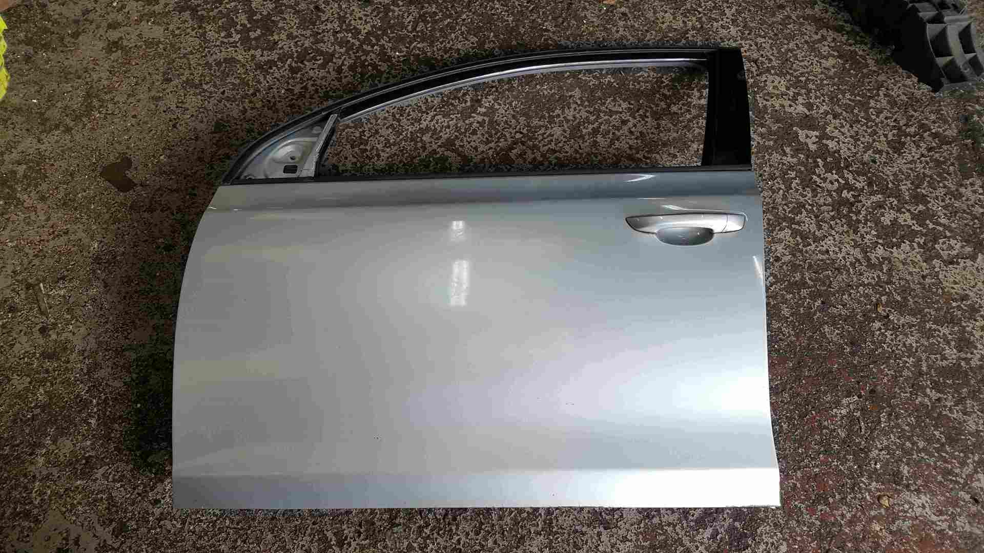 Volkswagen Golf MK6 2009-2012 Passenger NSF Front Door Silver LA7W 5dr