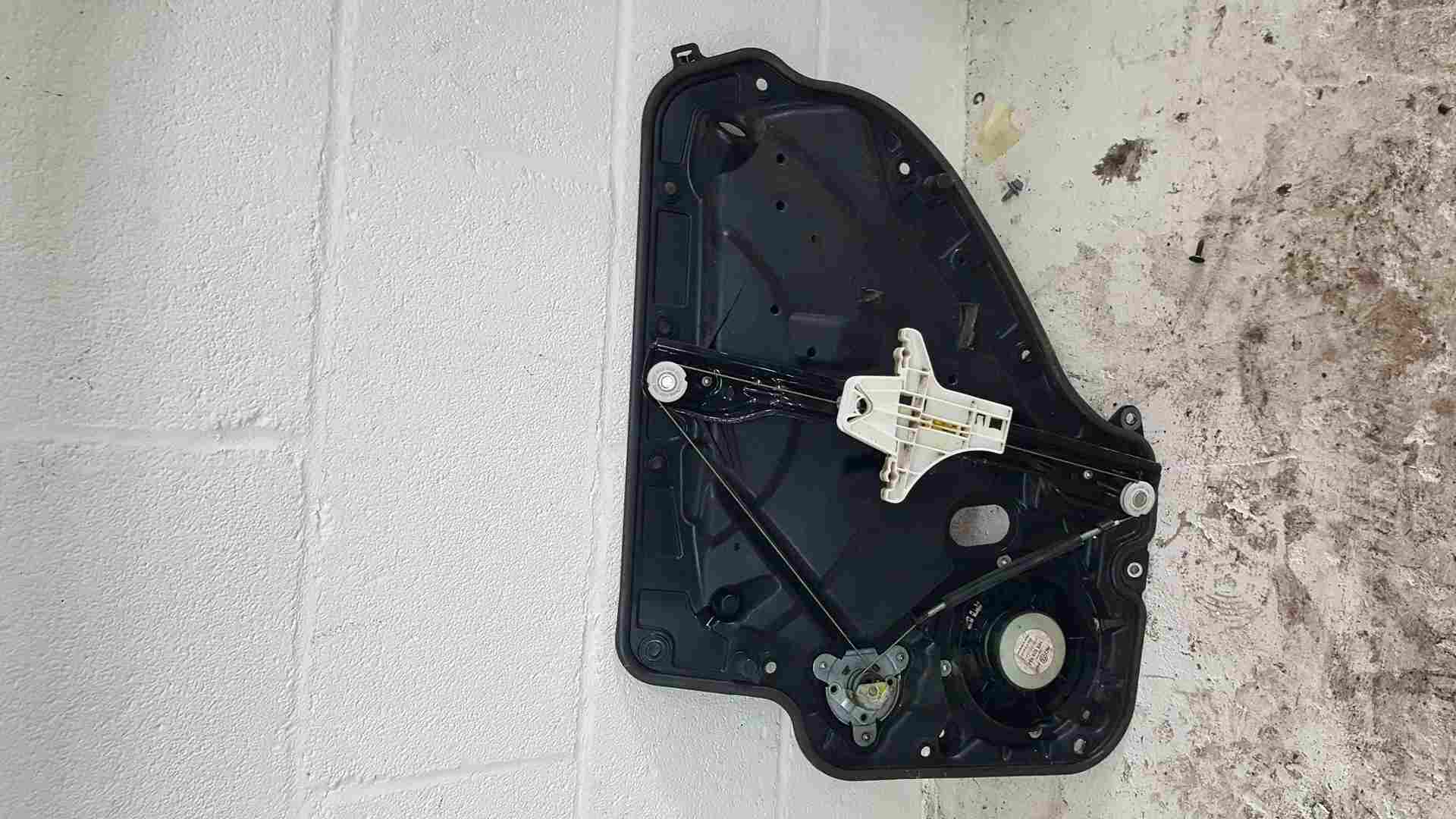 Volkswagen Golf MK6 2009-2012 Passenger NSR Rear Window Regulator Manual