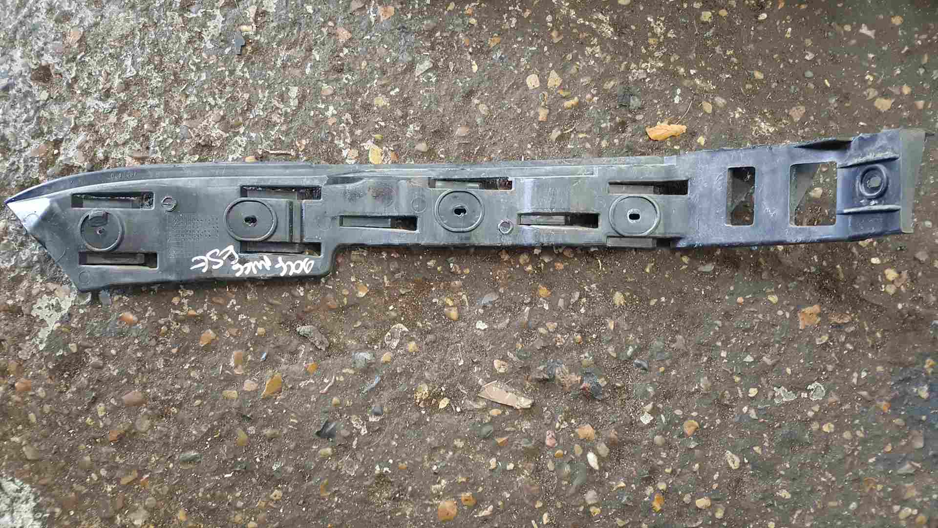 Volkswagen Golf MK6 Estate 2009-2012 OSR Driver Bumper Support Bracket 1k9807394