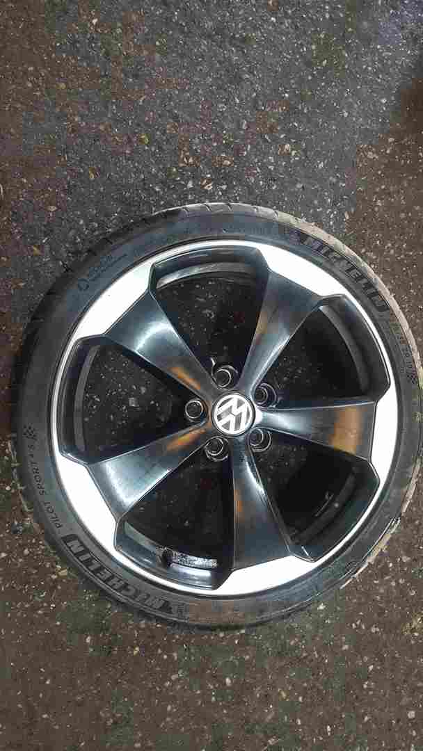 Volkswagen Golf MK6 GTD 2009-2012 Glendale Alloy Wheel 235 35 19 3/5 5K0601025ab