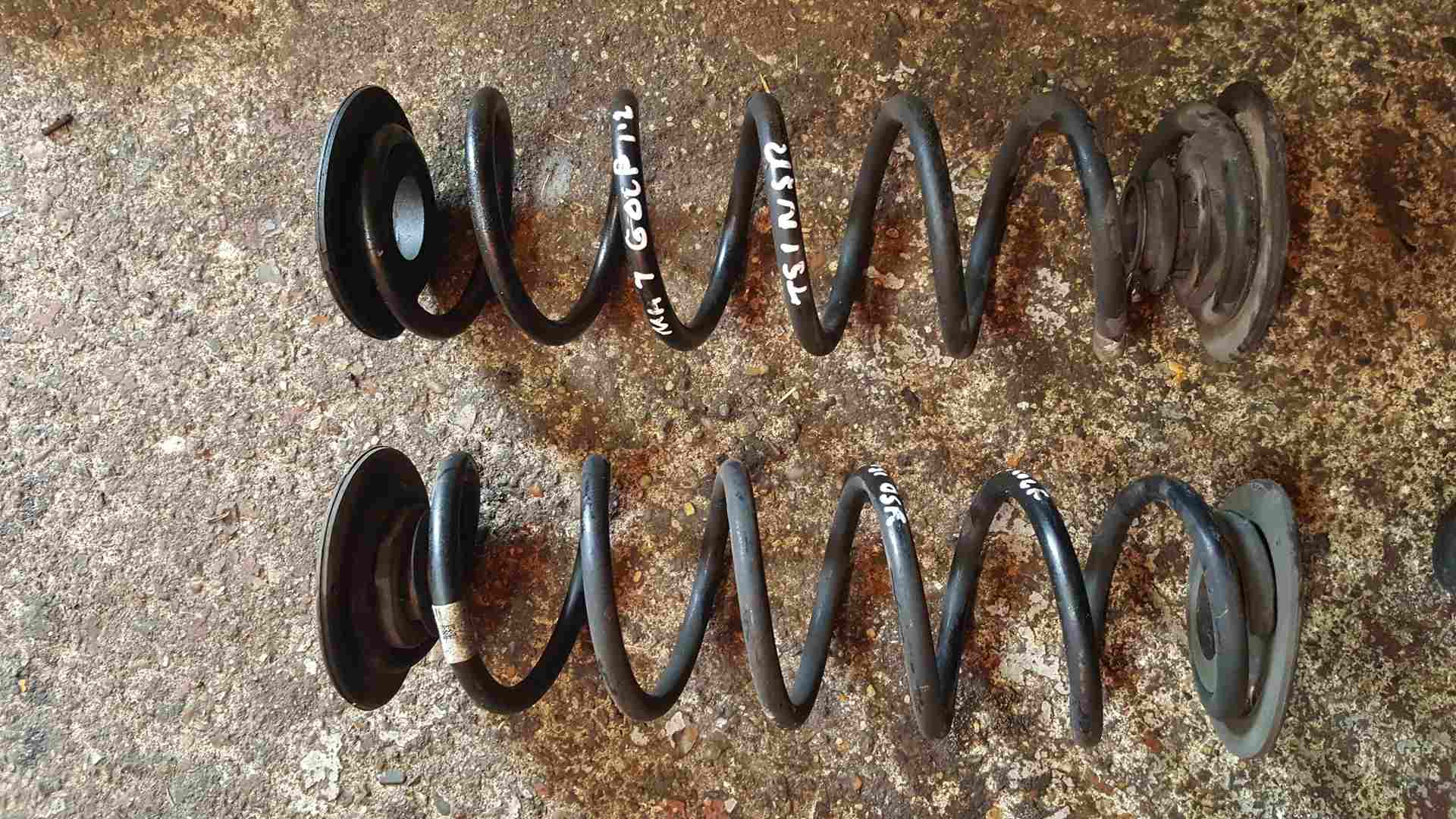 Volkswagen Golf MK7 2012-2017 1.4 TSI Nsr+Osr Rear Springs Pair