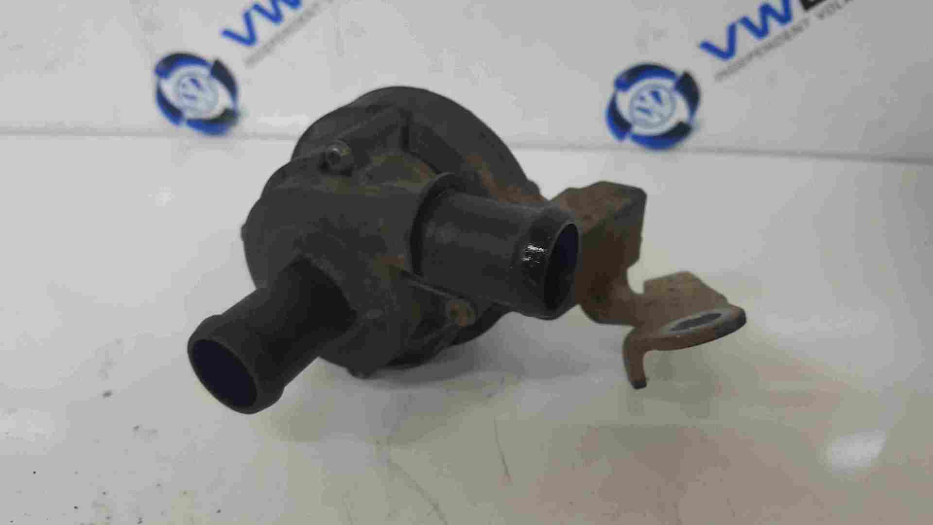 Volkswagen Golf MK7 2012-2017 2.0 TDi Water Pump Coolant 5Q0965567