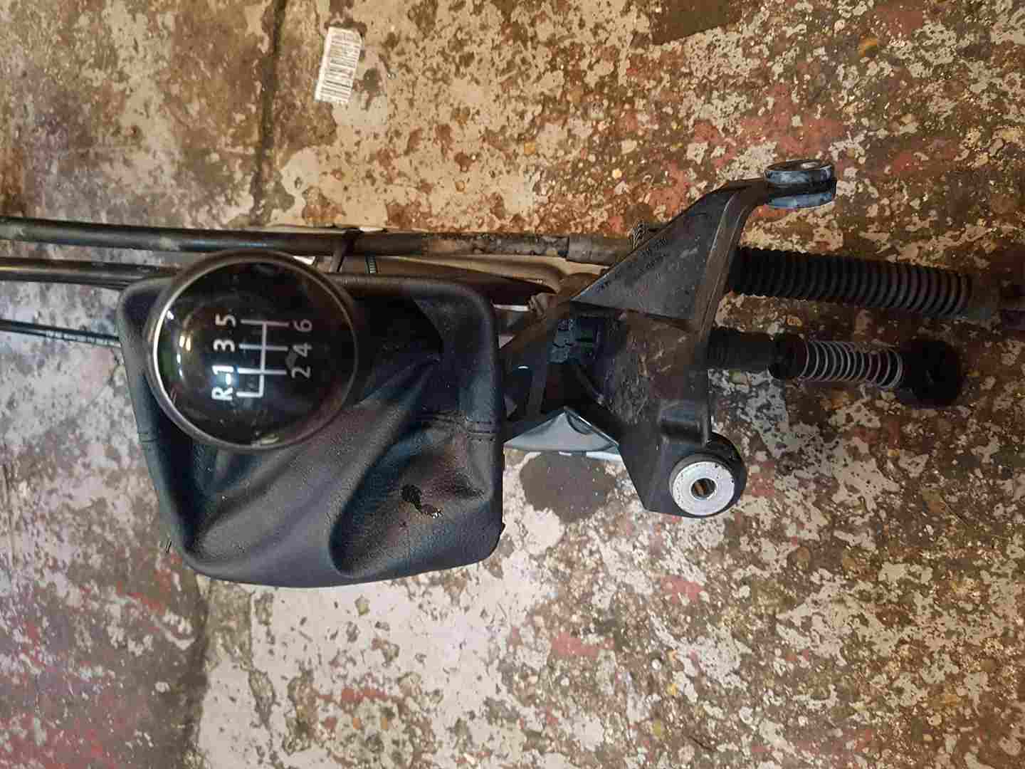Volkswagen Golf MK7 2012-2017 6 Speed Gearstick Knob + Cables Linkages
